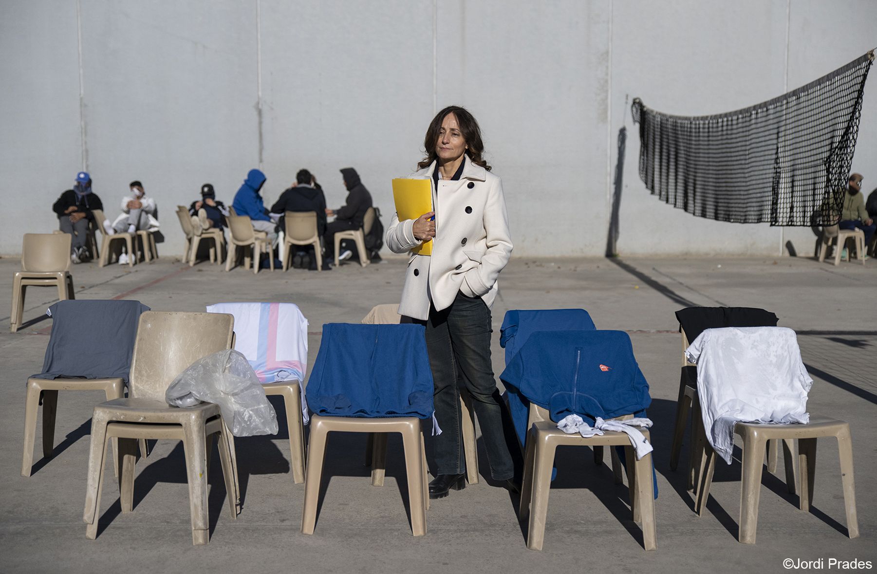 Les imatges en color mostren les dones en l’exercici de les seves activitats professionals o vitals. FOTO: Carme Monclús