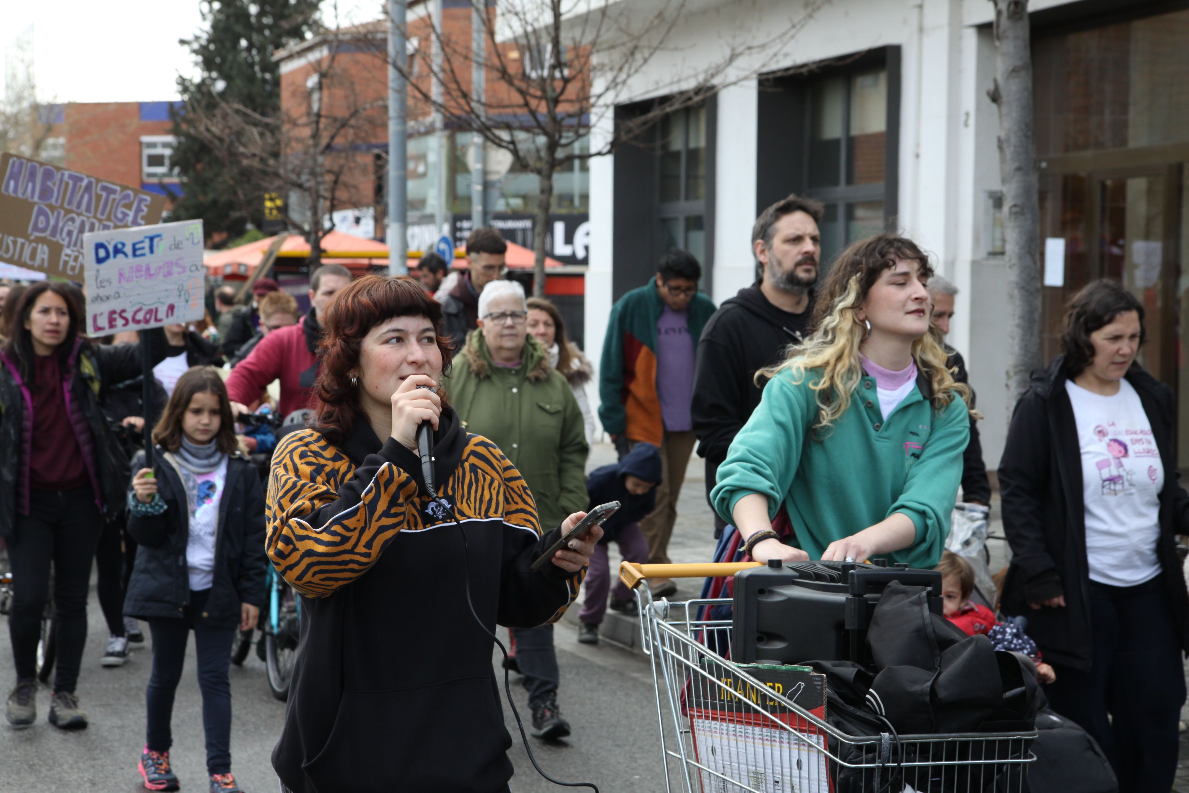 La manifestació del 8M ha posat les cures al centre. Foto: Laia Jubany