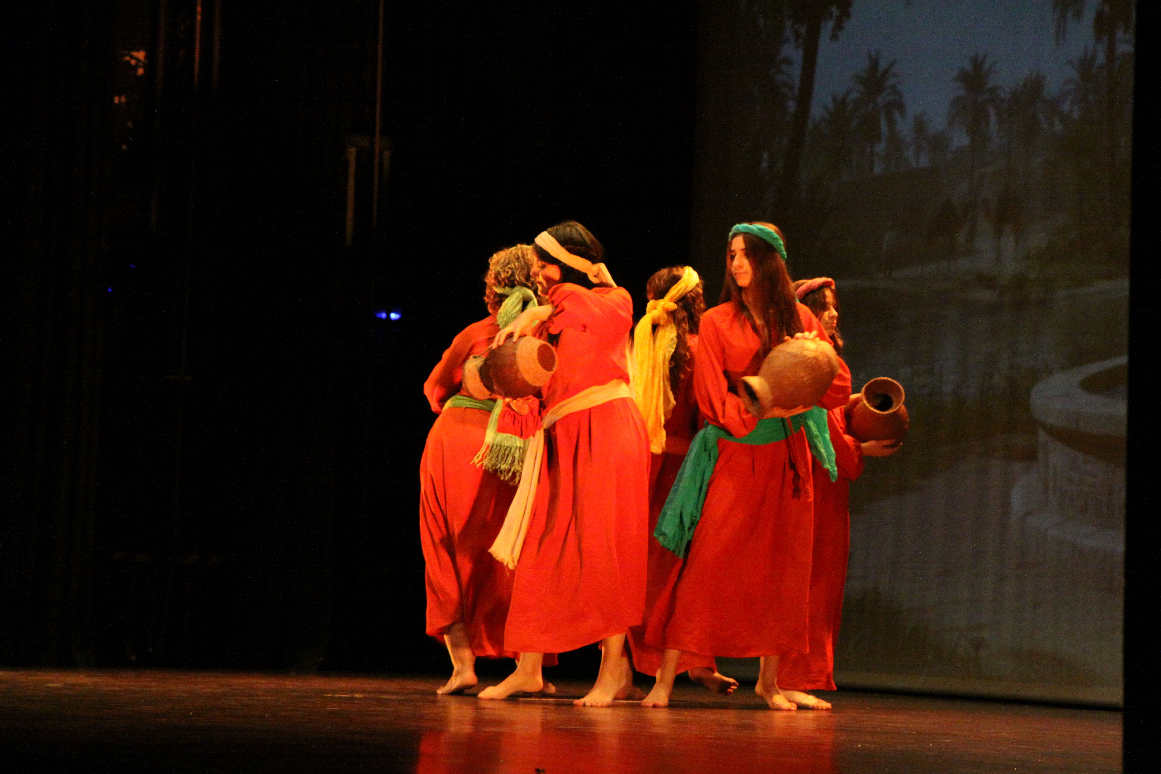 Espectacle de dansa 'El Quinto Elemento'. Foto: Laia Jubany