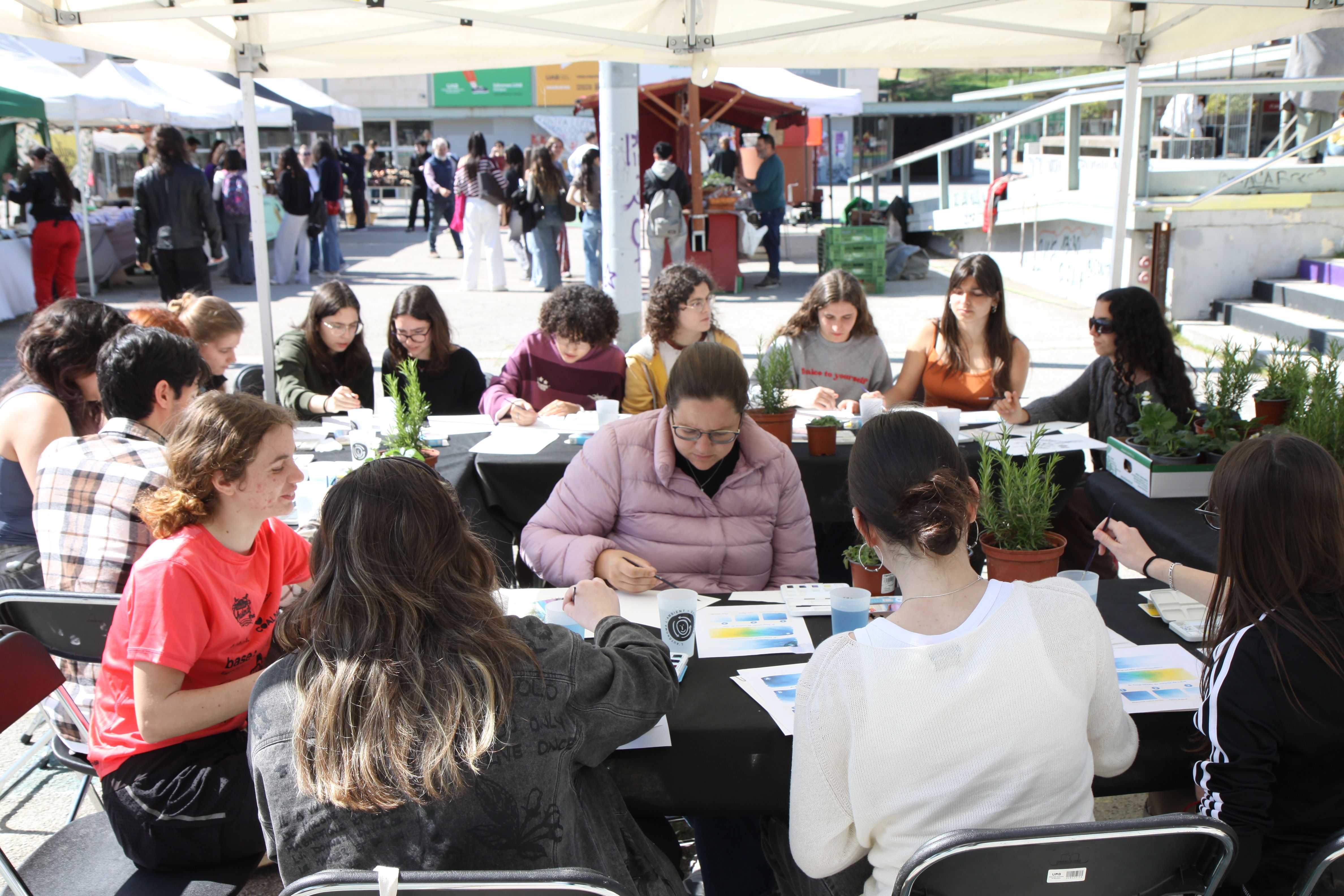 Taller 'Plantes d’aquarel·la'. Foto: Laia Jubany