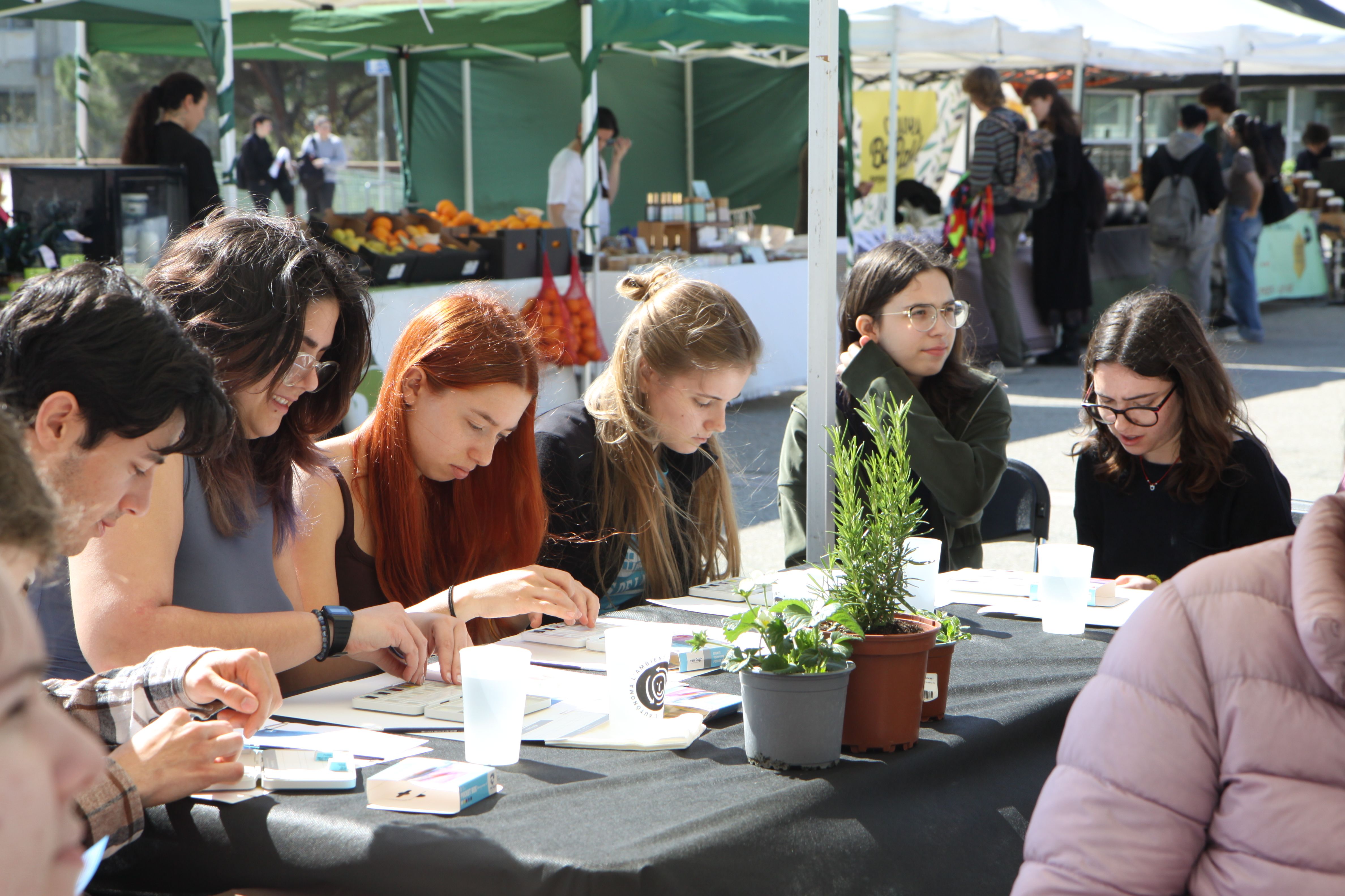 Taller 'Plantes d’aquarel·la'. Foto: Laia Jubany