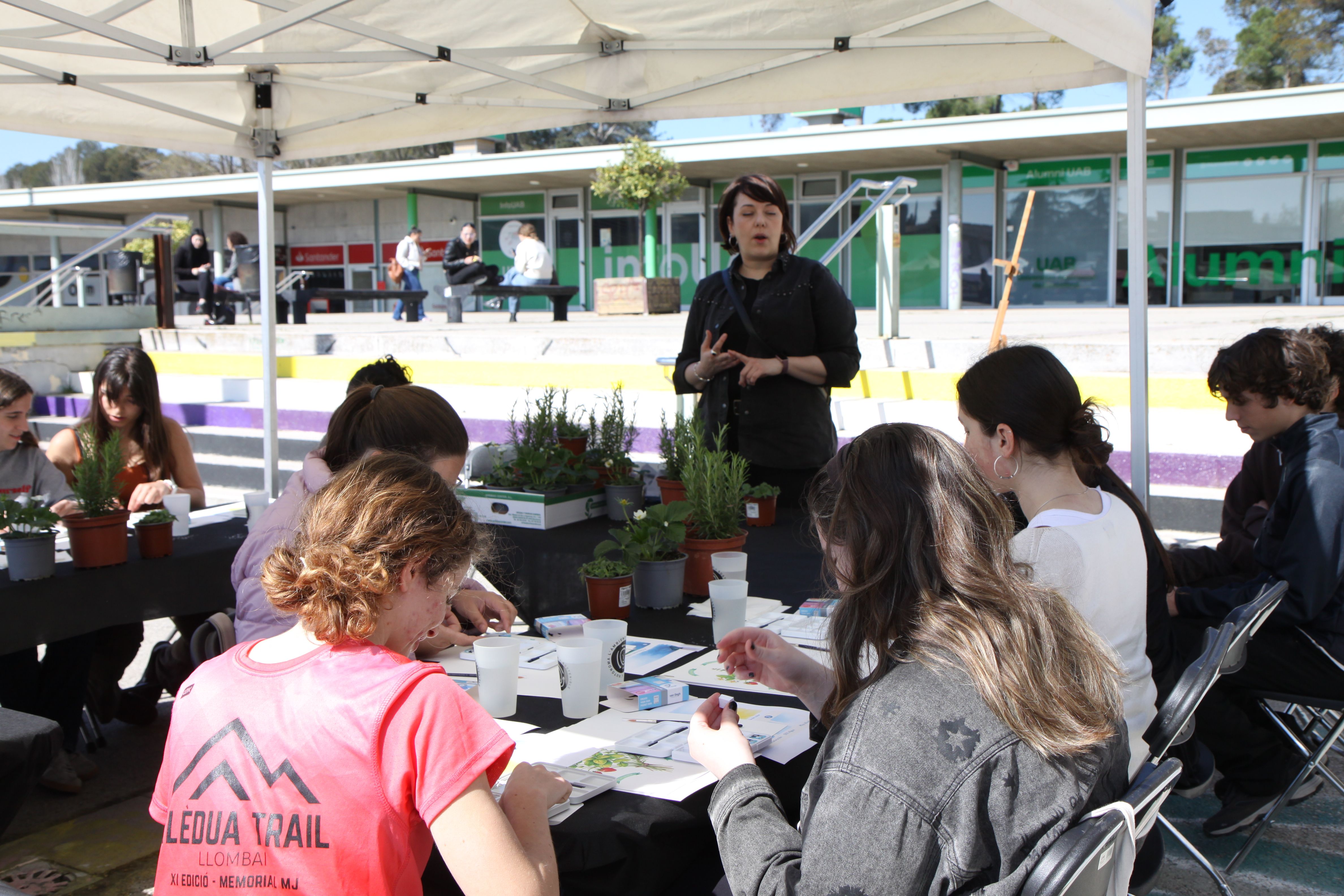Taller 'Plantes d’aquarel·la'. Foto: Laia Jubany