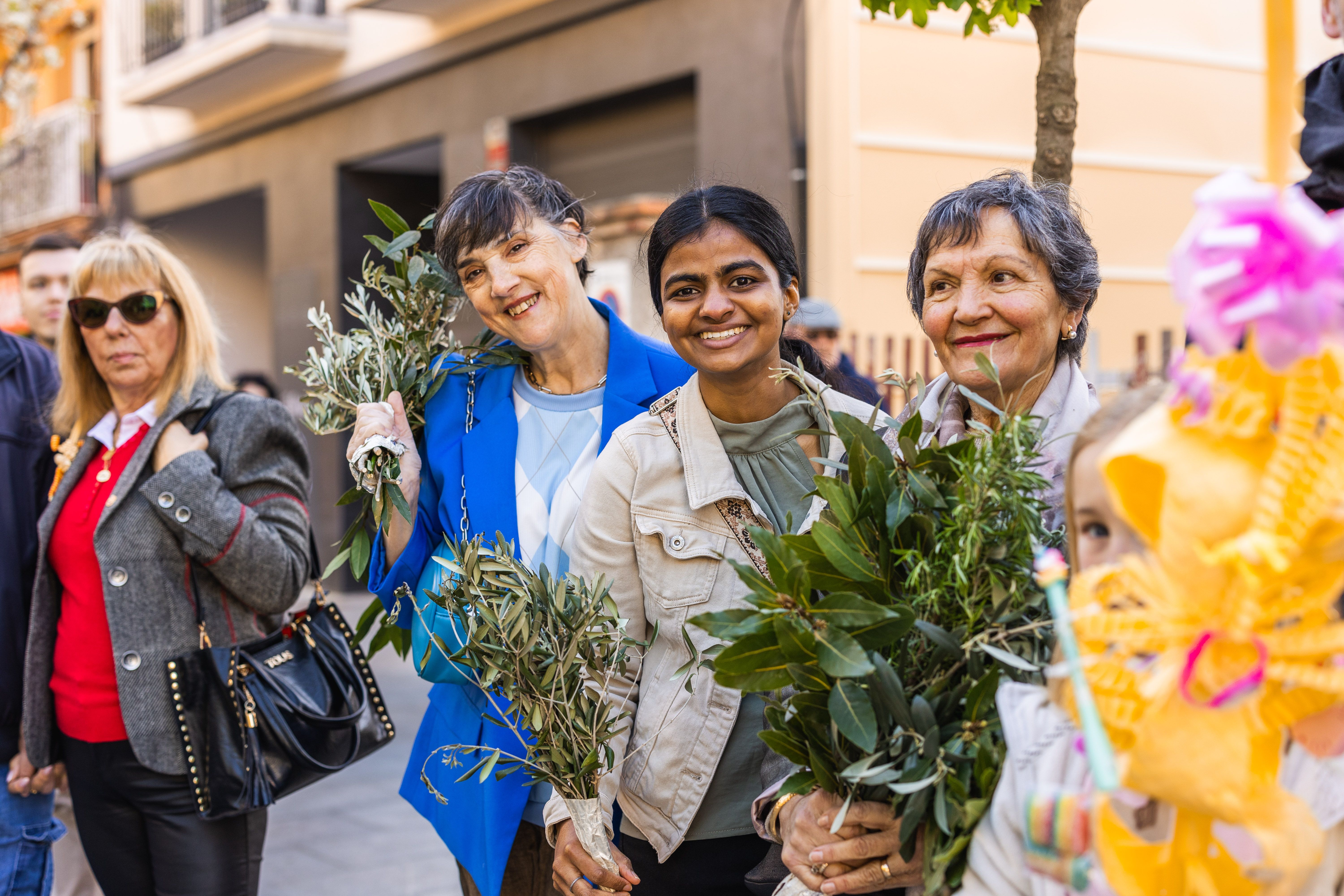 Cerdanyola s'omple de gom a gom per celebrar el Diumenge de Rams. FOTO Arnau Padilla (TOT Cerdanyola)