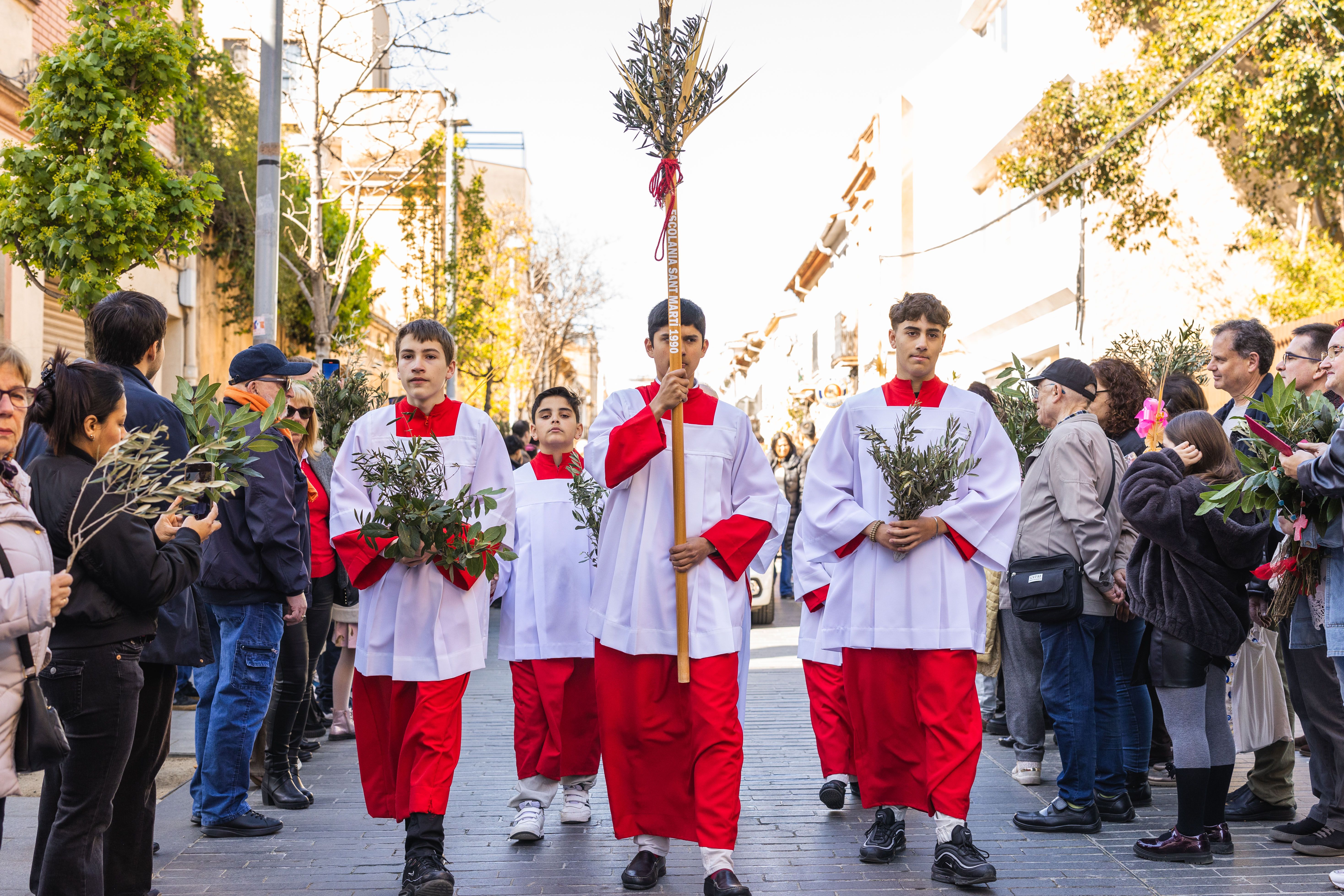 Cerdanyola s'omple de gom a gom per celebrar el Diumenge de Rams. FOTO Arnau Padilla (TOT Cerdanyola)