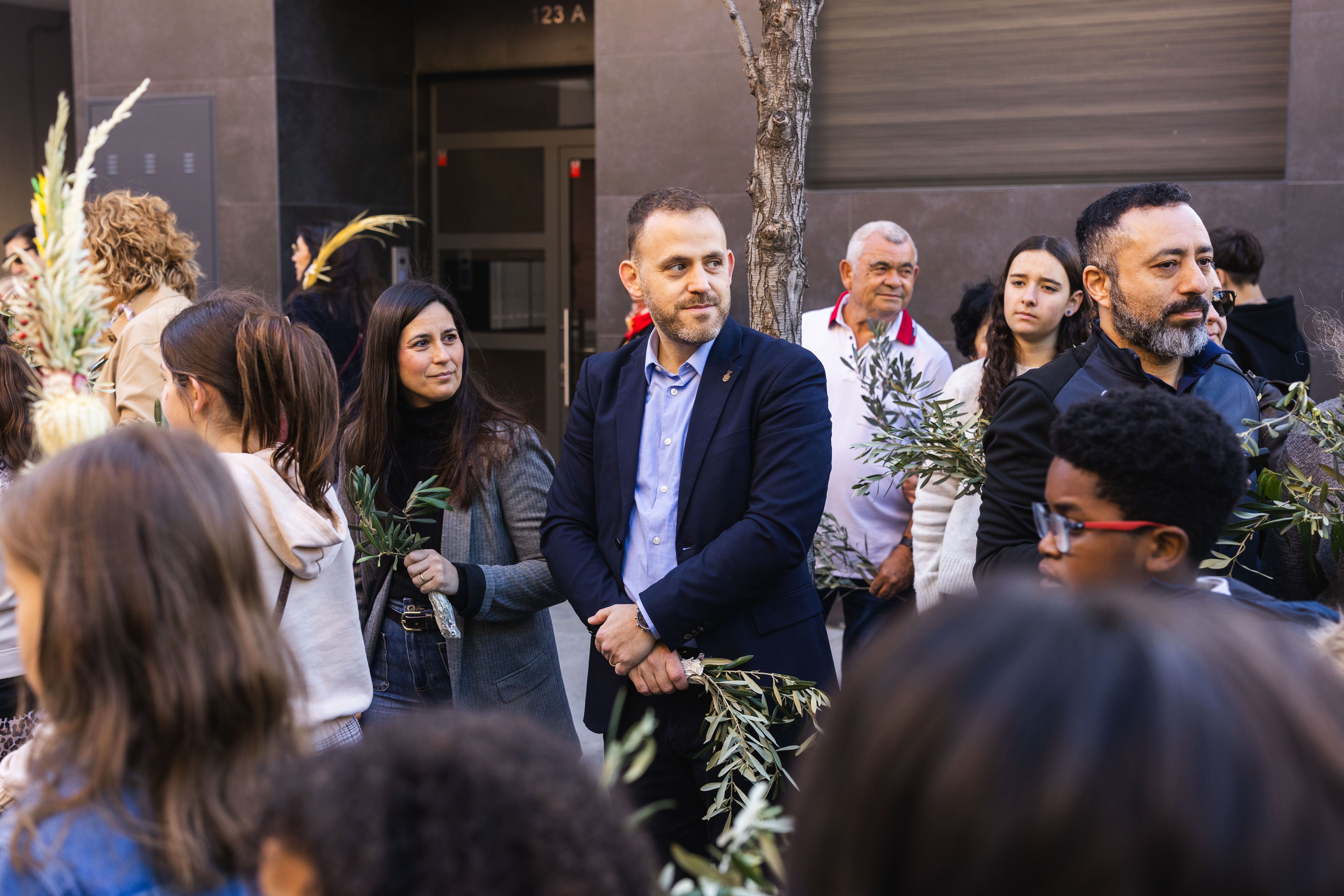 Cerdanyola s'omple de gom a gom per celebrar el Diumenge de Rams. FOTO Arnau Padilla (TOT Cerdanyola) (11)