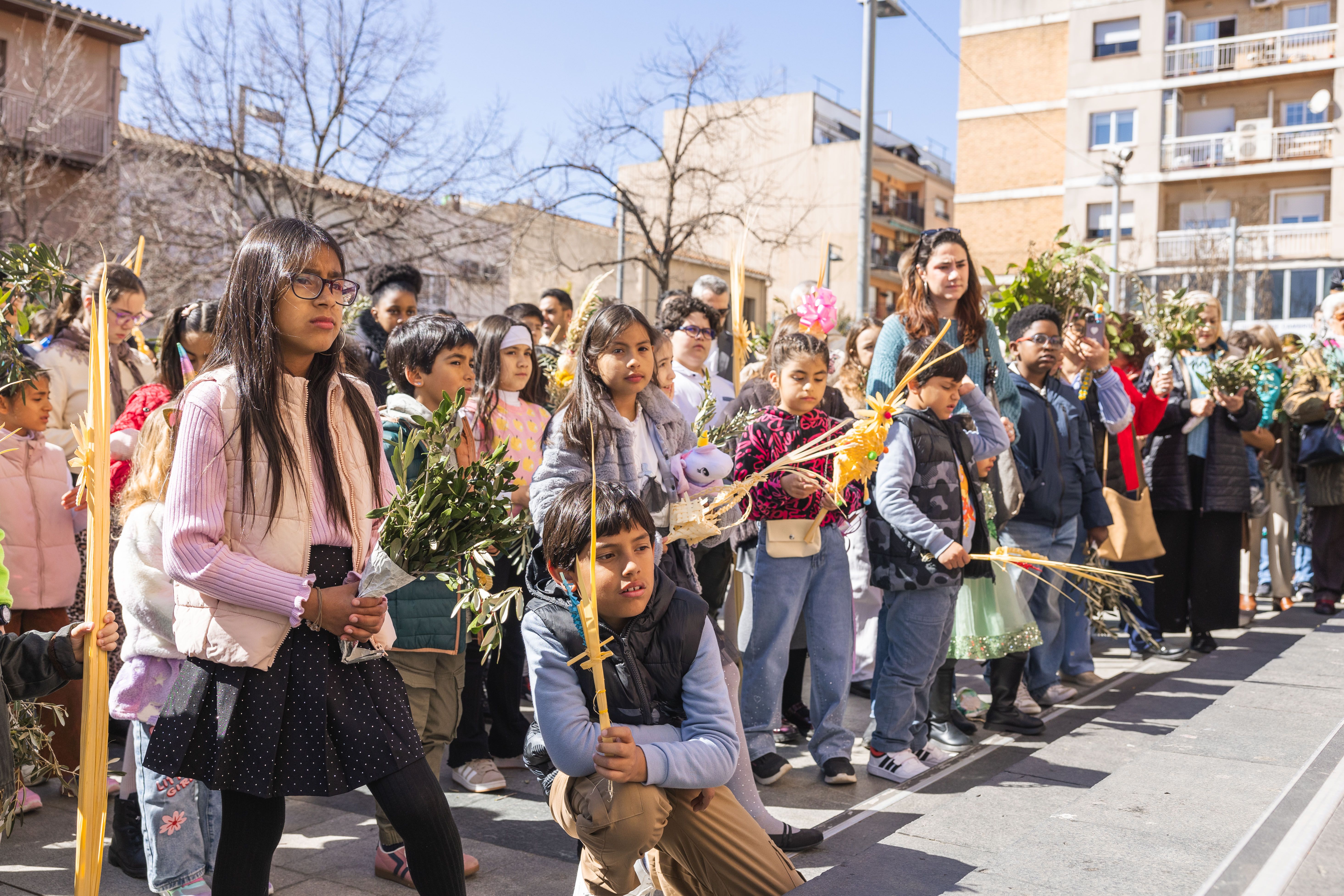 Cerdanyola s'omple de gom a gom per celebrar el Diumenge de Rams. FOTO Arnau Padilla (TOT Cerdanyola) 