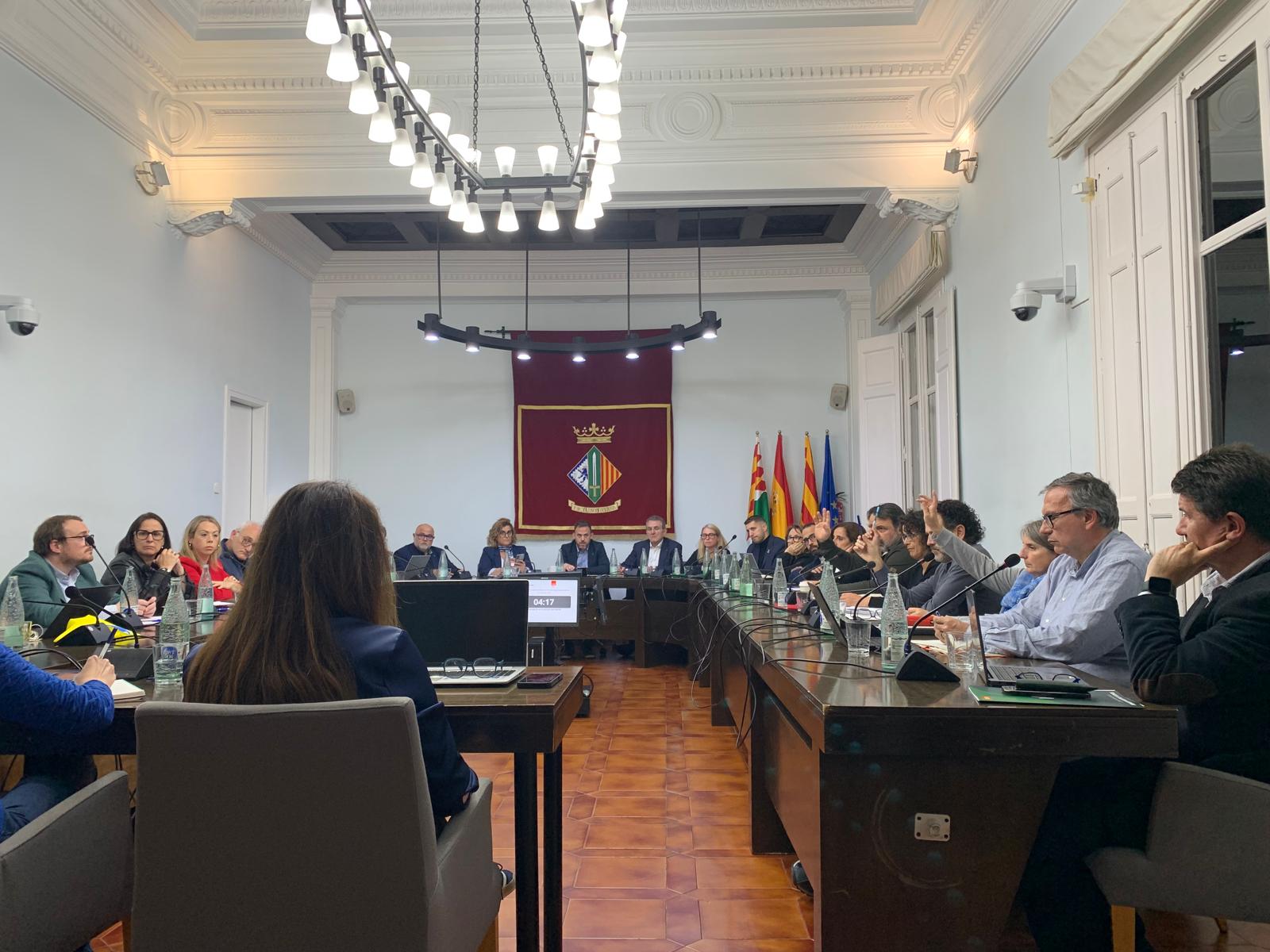 Votacions al ple de març a Cerdanyola. FOTO: Judit Josa