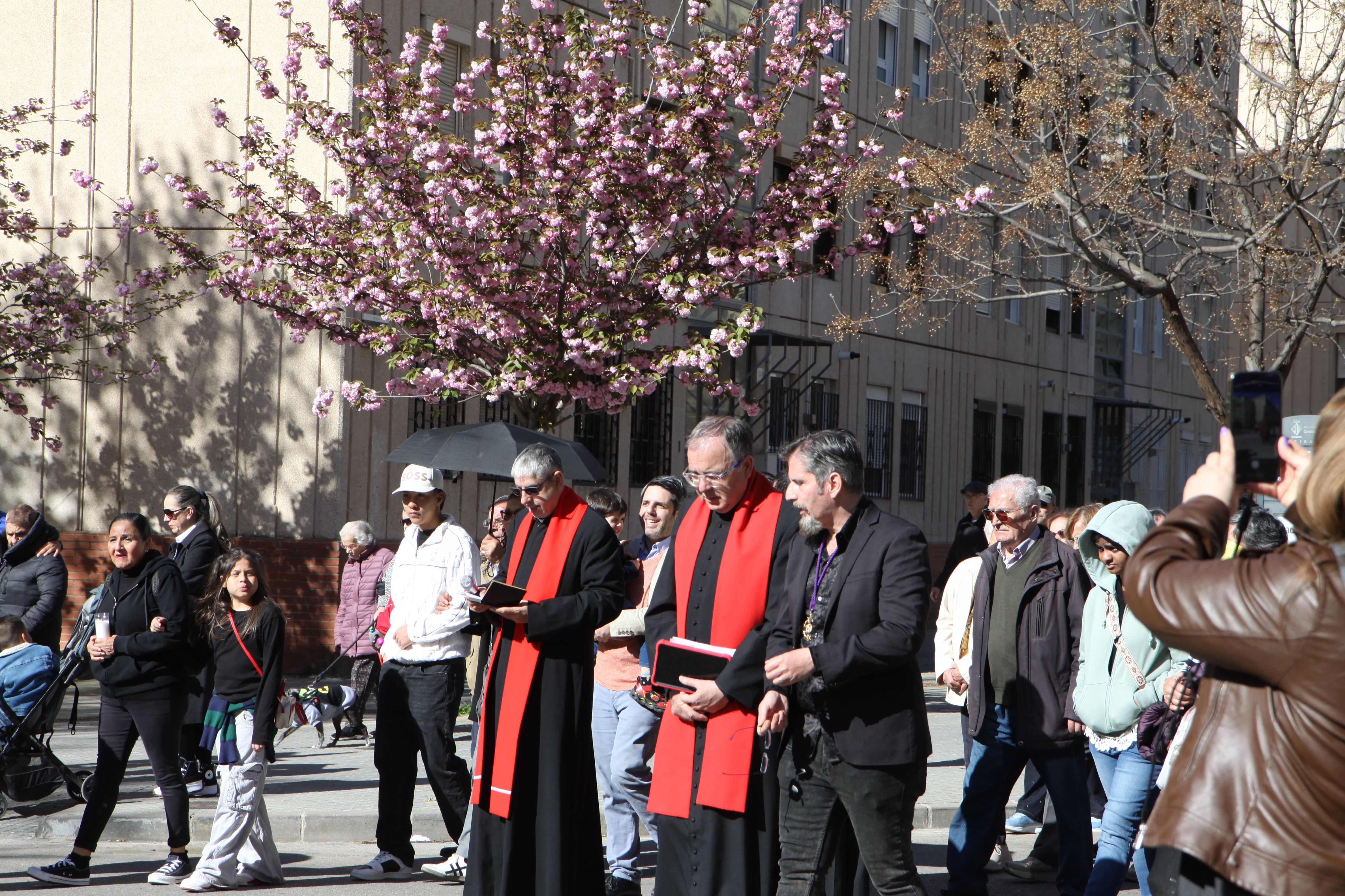 Imatges del Via Crucis. Foto: Laia Jubany