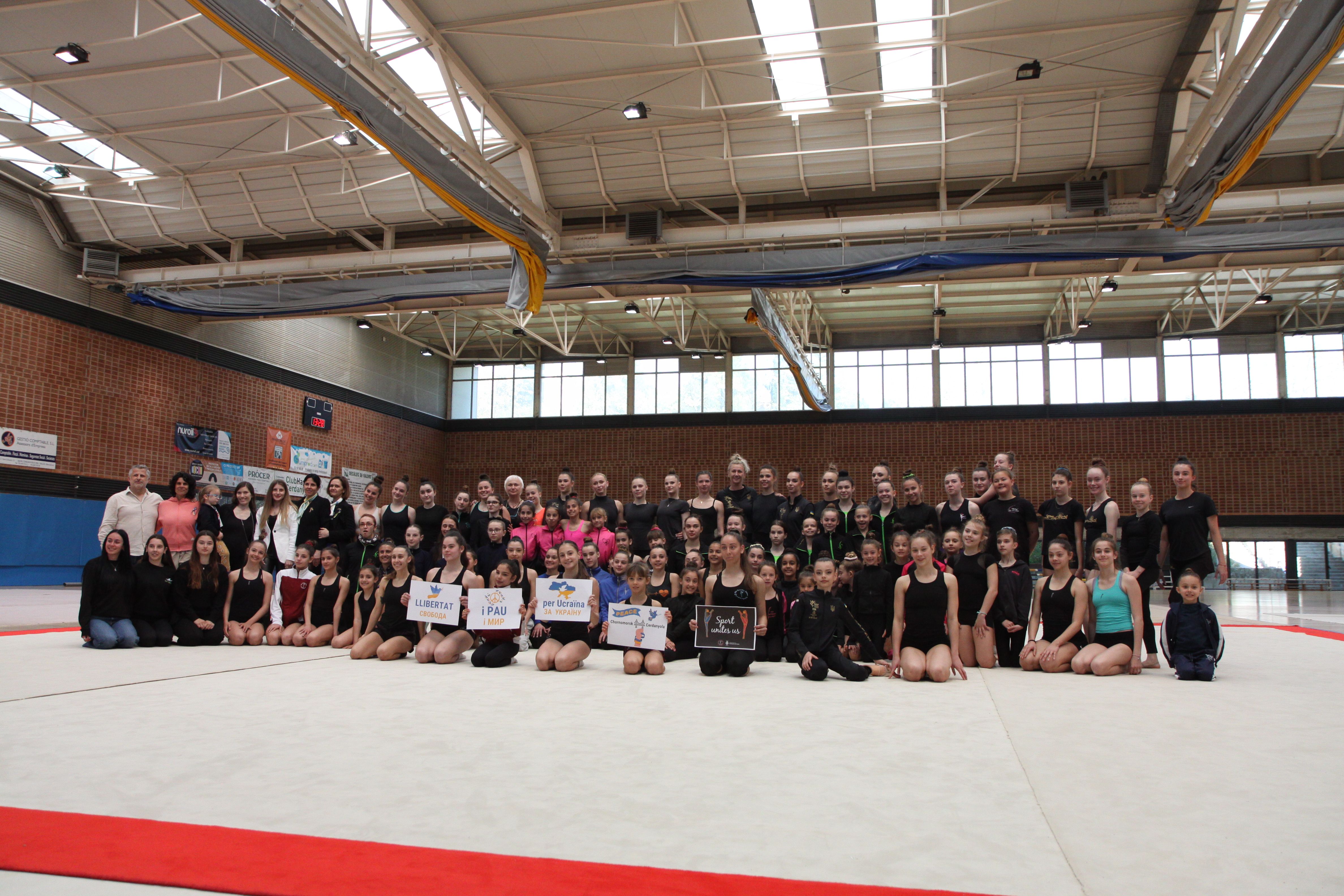 La masterclass ha reunit un gran nombre de gimnastes d'arreu el territori català. Foto: Laia Jubany
