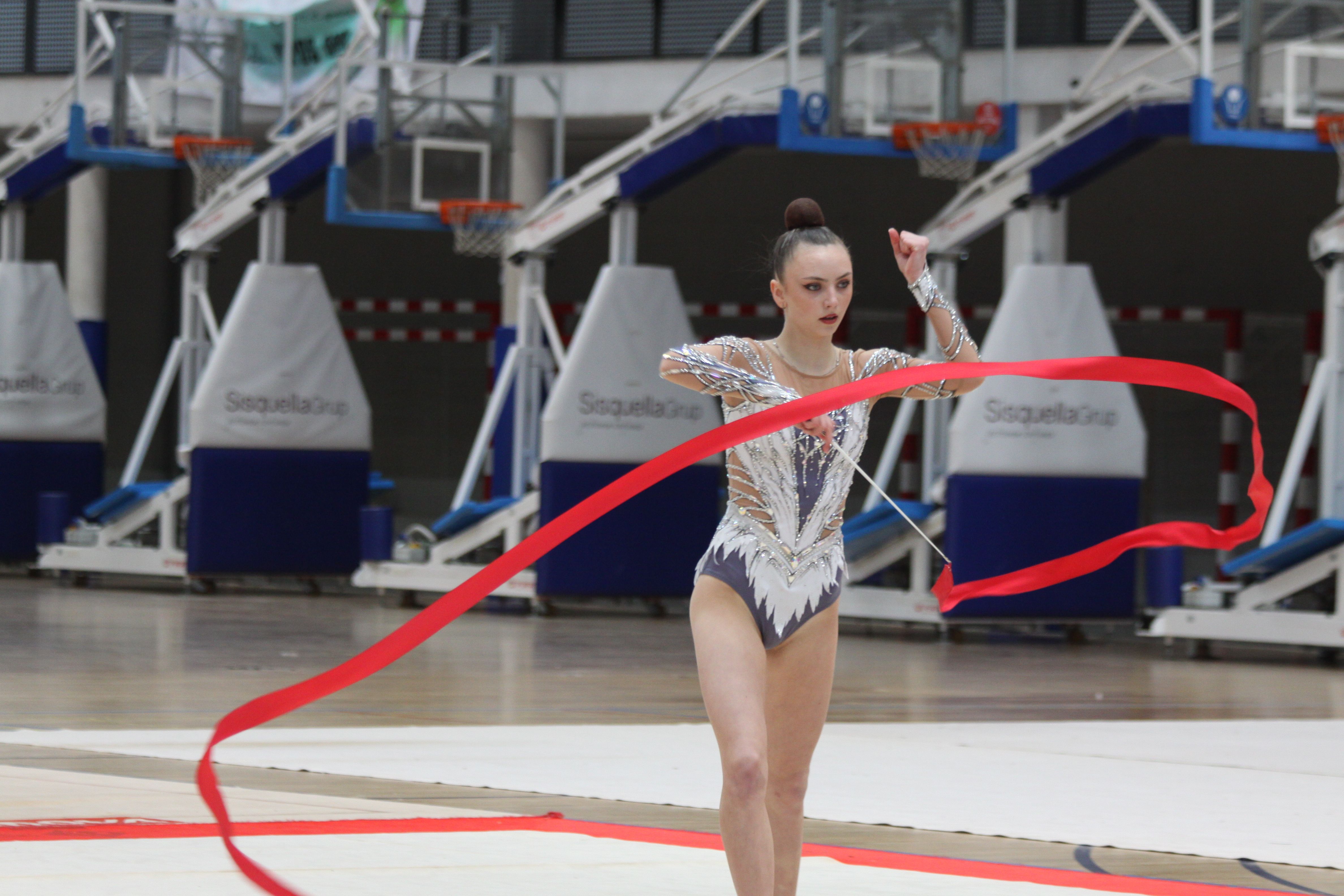 Mishel Struntinska, durant la seva actuació al Guiera. Foto: Laia Jubany