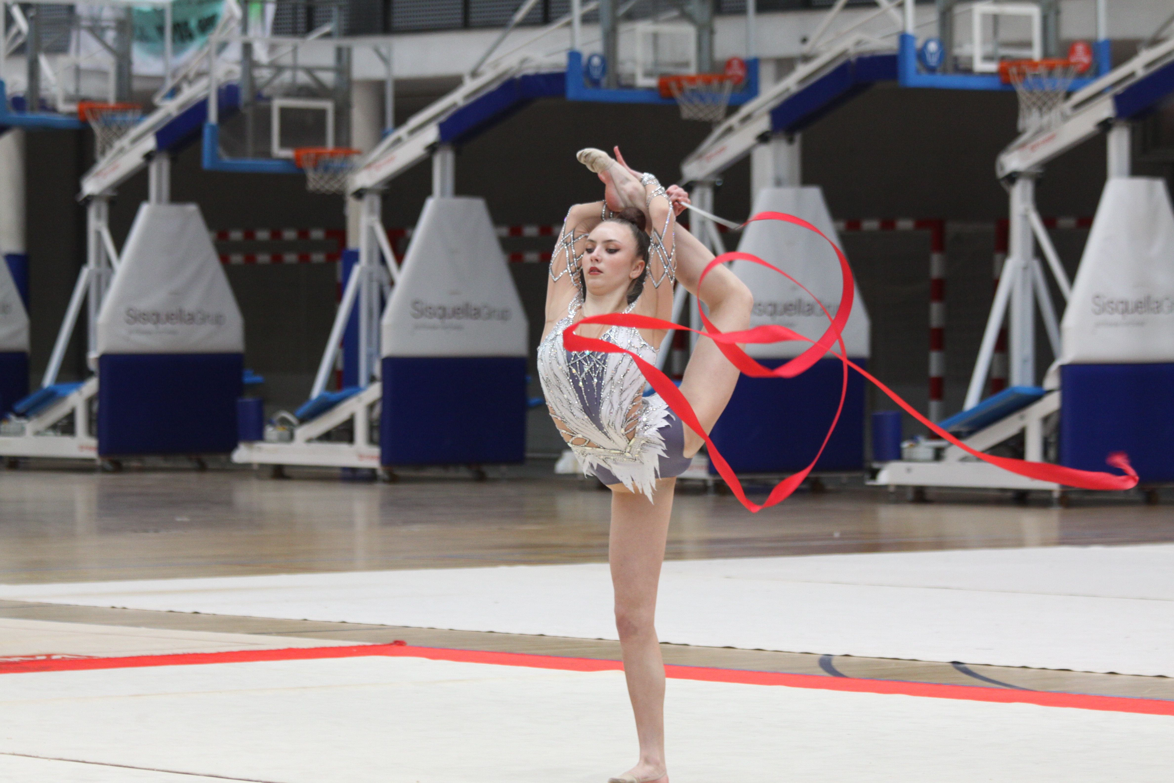 Mishel Struntinska, durant la seva actuació al Guiera. Foto: Laia Jubany