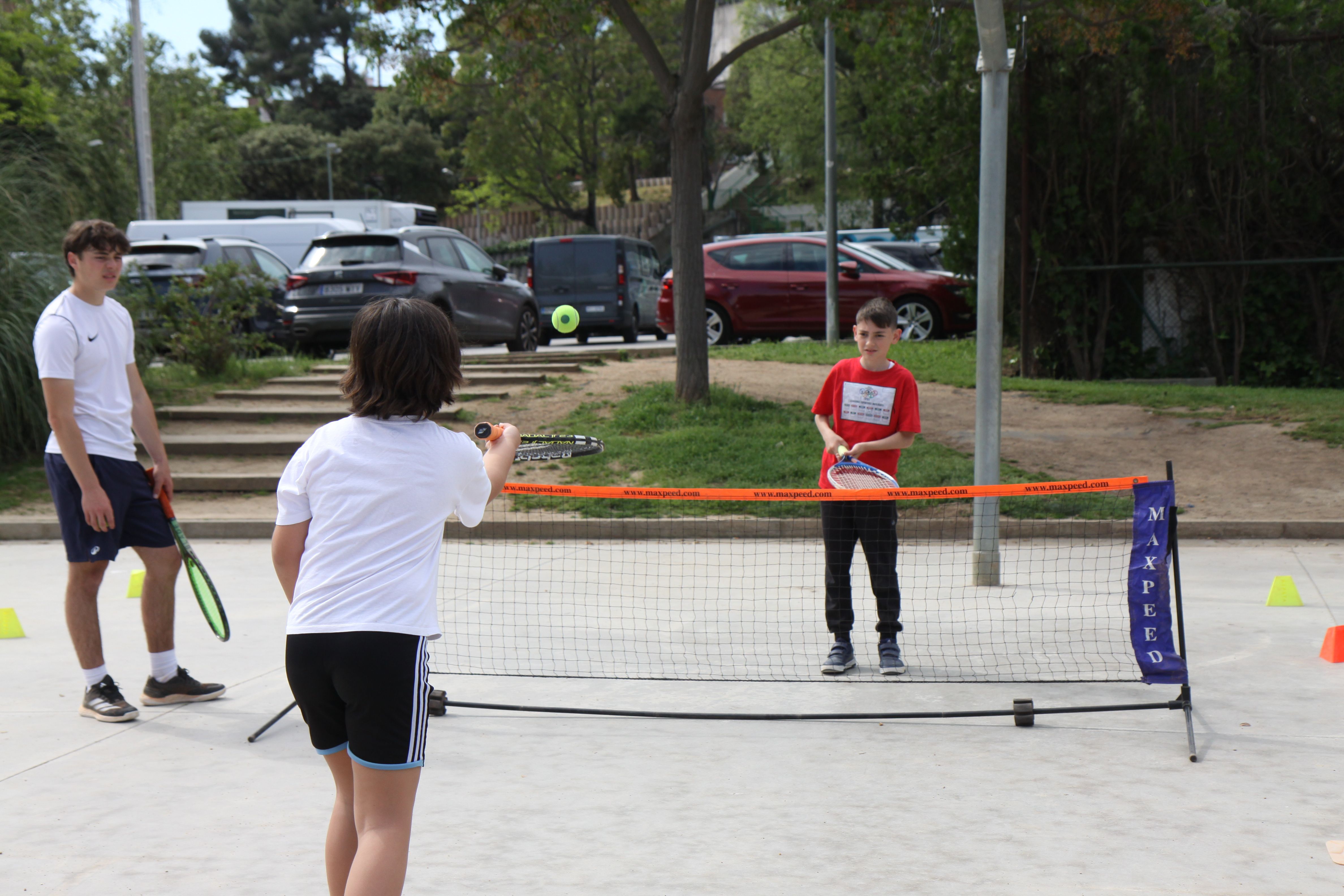 Tennis durant la 4a Festa de l'Esport Inclusiu. Foto: Laia Jubany