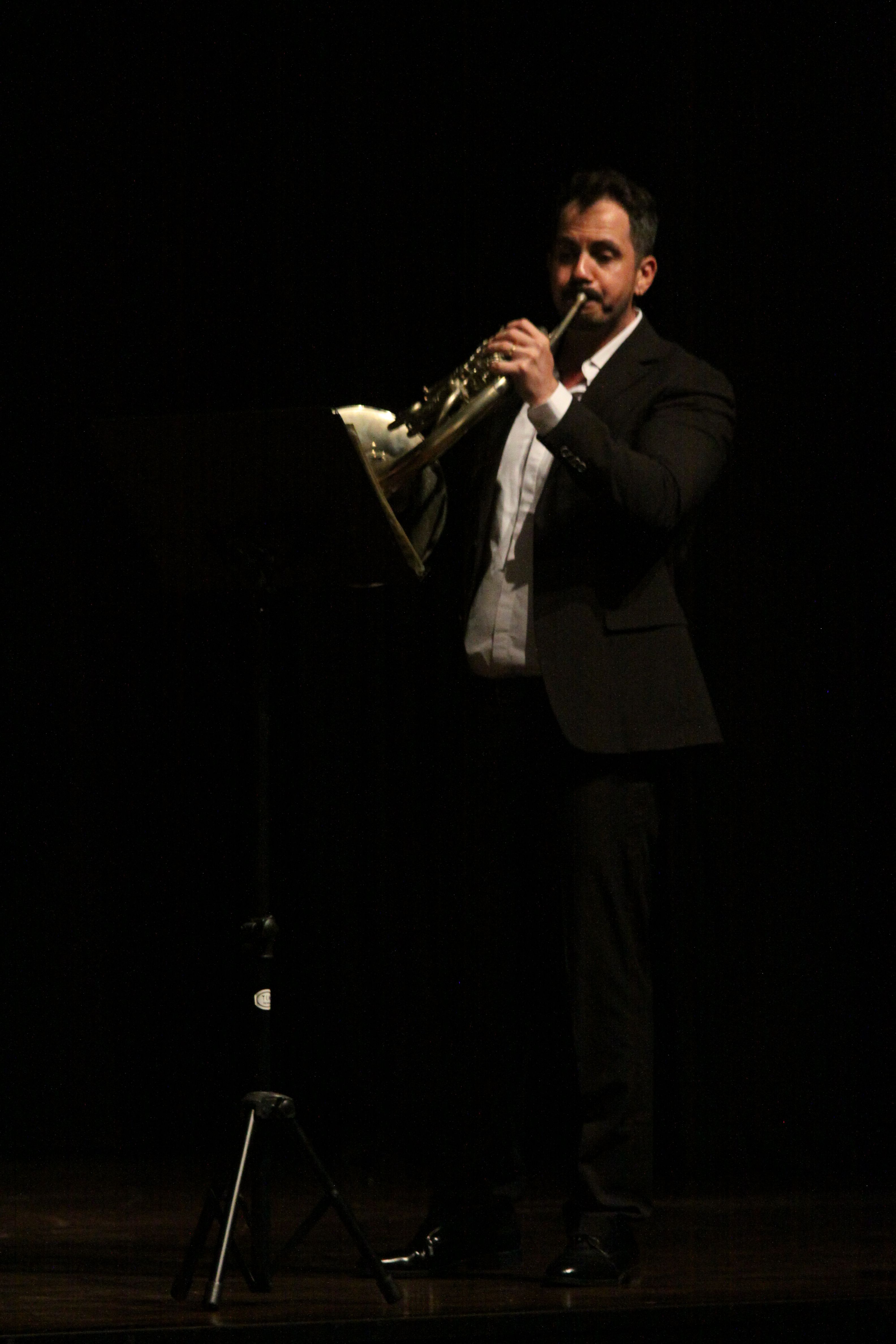 Ionut Podgoreanu a la trompa. Foto: Laia Jubany