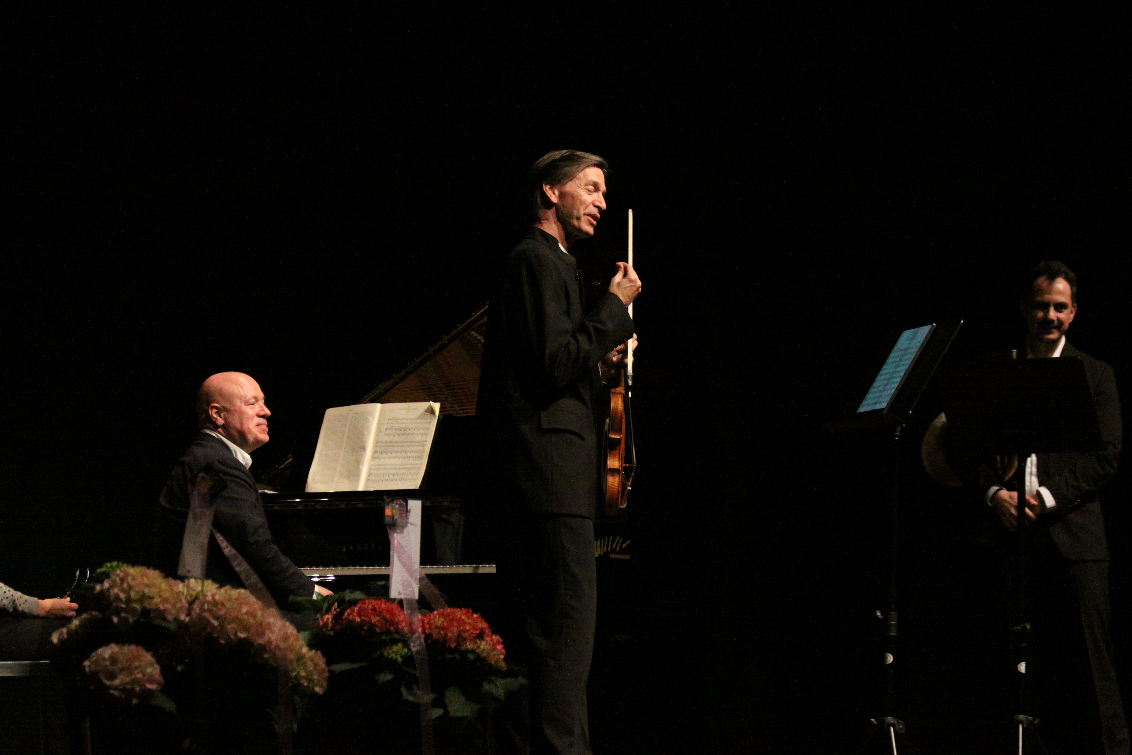 Kai Gleusteen (violí) i Albert Guinovart (piano). Foto: Laia Jubany