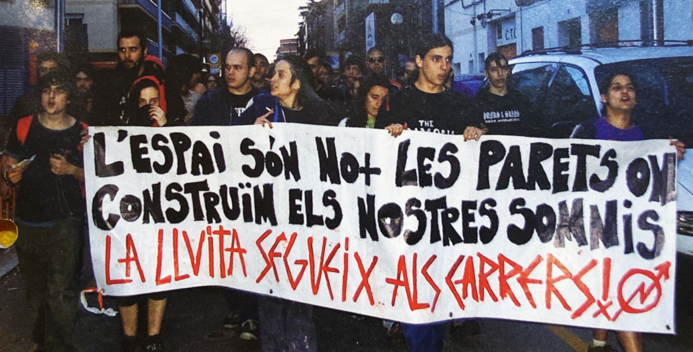 Manifestació de protesta pels carrers de Cerdanyola arran del desallotjament de “La Trinxera”. FOTO: Arxiu Cerdanyola al Dia