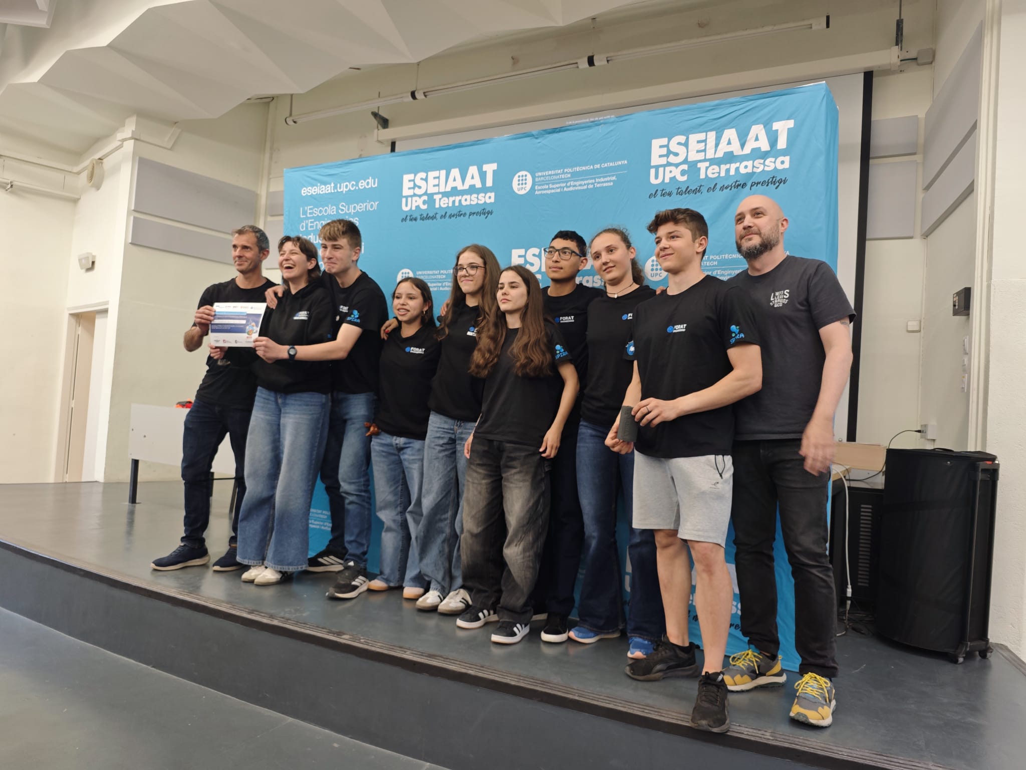 L'equip durant la presentació oficial a la UPC. Foto: Cedida