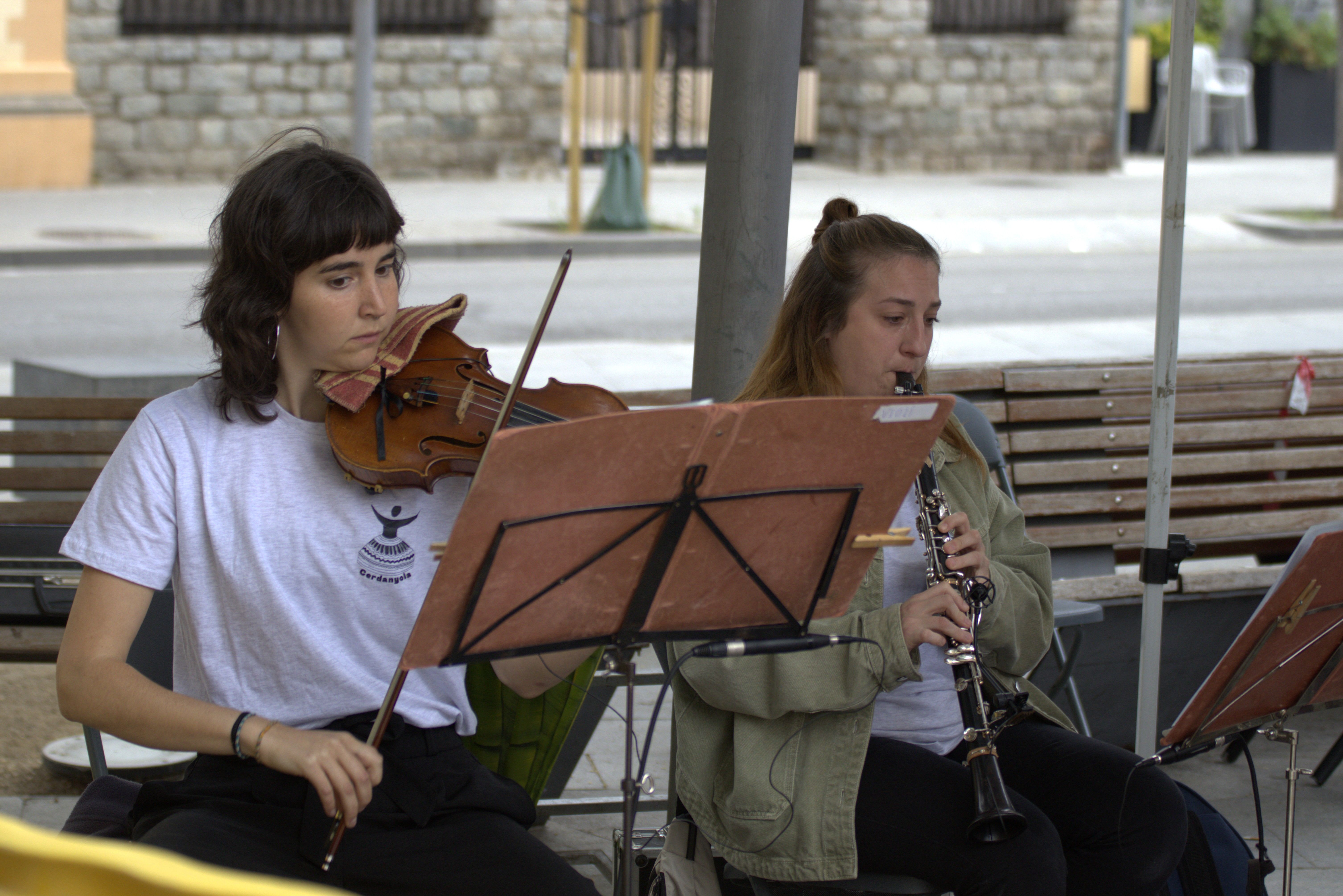 La música no hi falta a l'exhibició de l'ESBART Sant Marçal. FOTO Marc Mata 