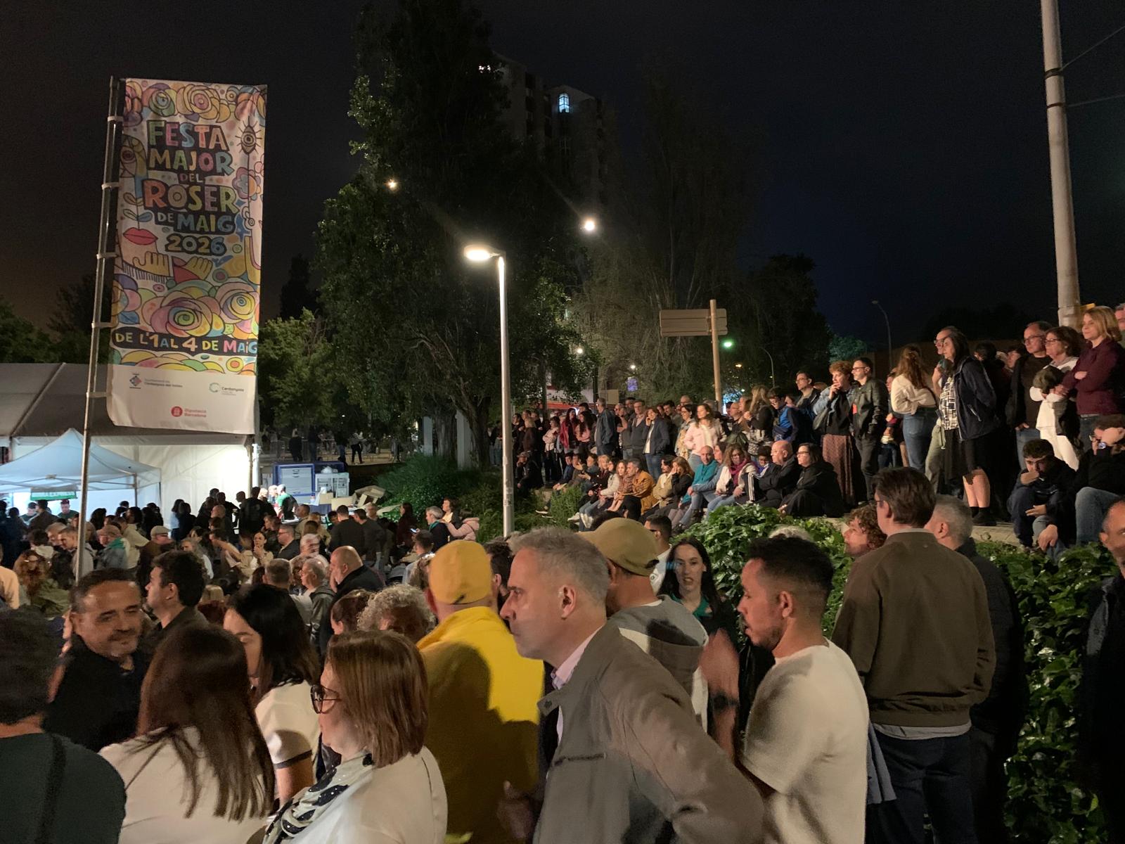 Multituds de gent en el concert de Sau, divendres al Parc del Turonet. FOTO: Judit Josa