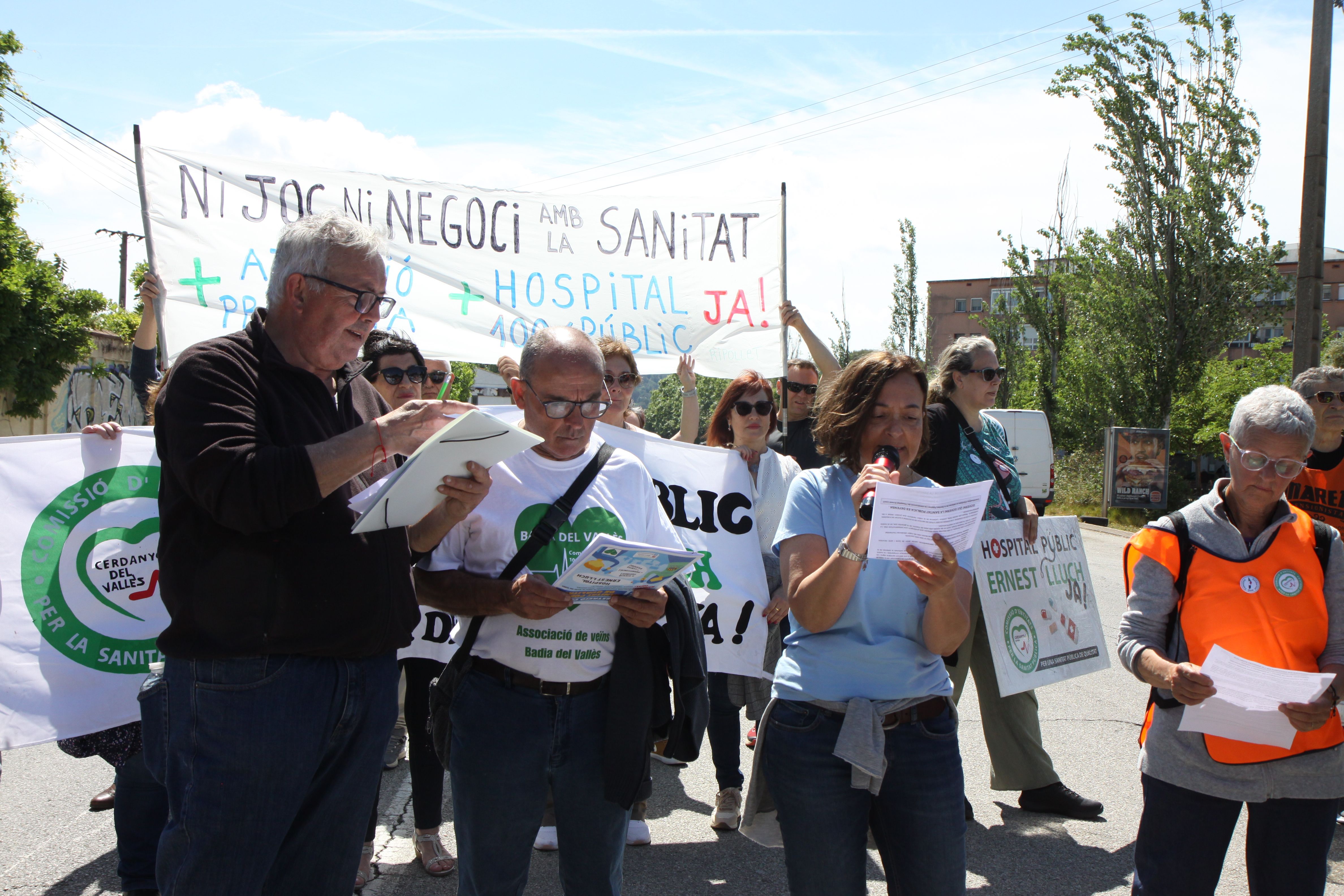 Manifestació unitària per la sanitat pública i la construcció de l'Ernest Lluch. Foto: Laia Jubany