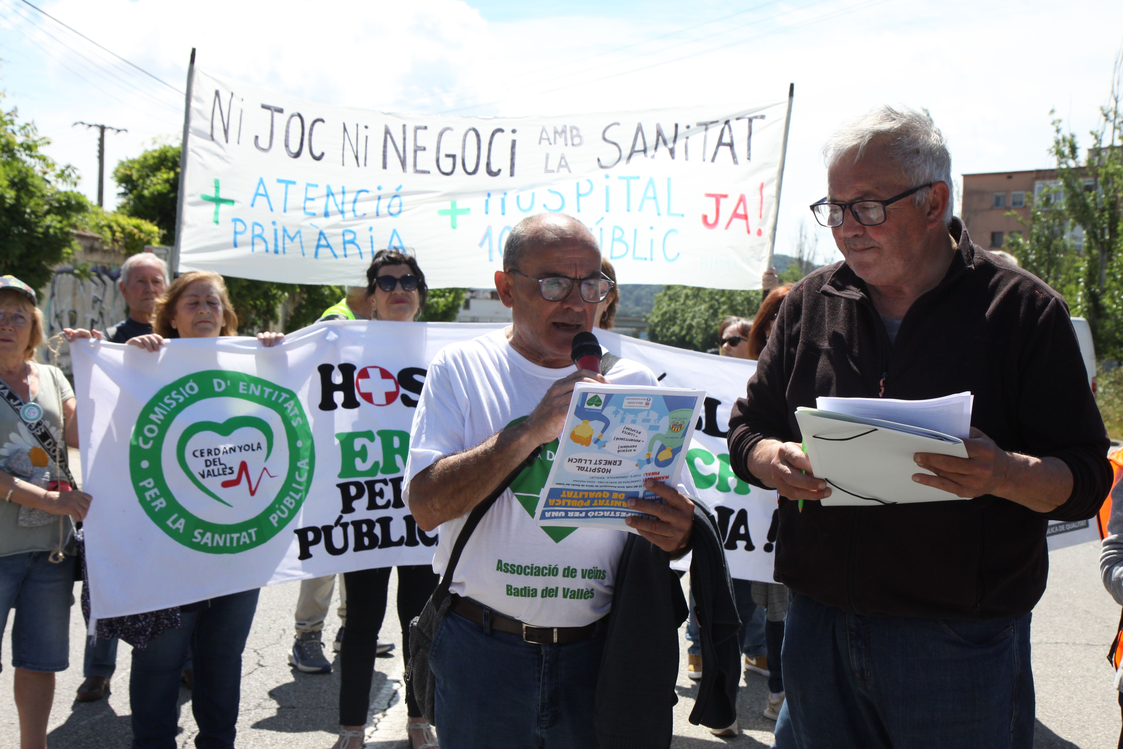 Manifestació unitària per la sanitat pública i la construcció de l'Ernest Lluch. Foto: Laia Jubany