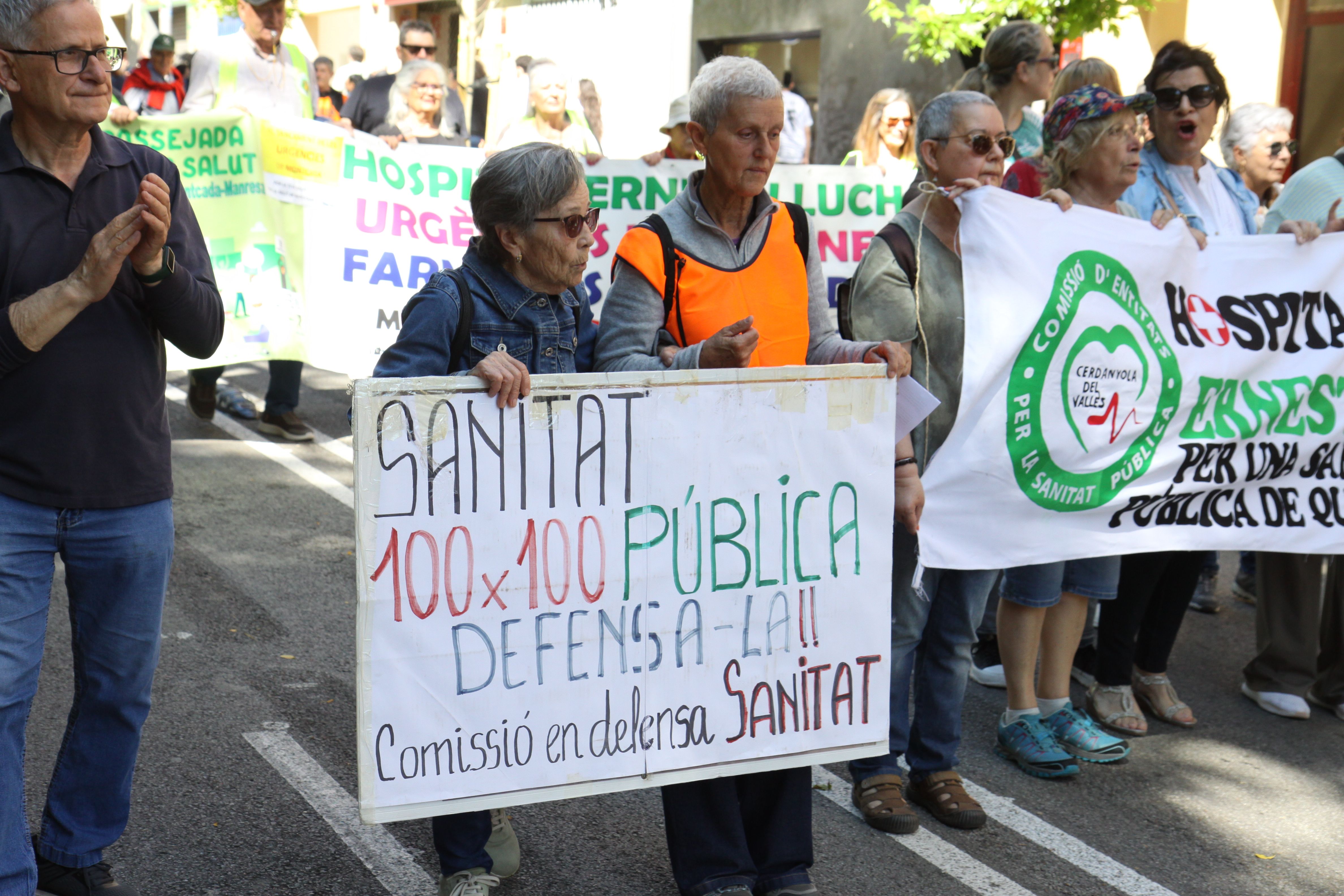 Manifestació unitària per la sanitat pública i la construcció de l'Ernest Lluch. Foto: Laia Jubany