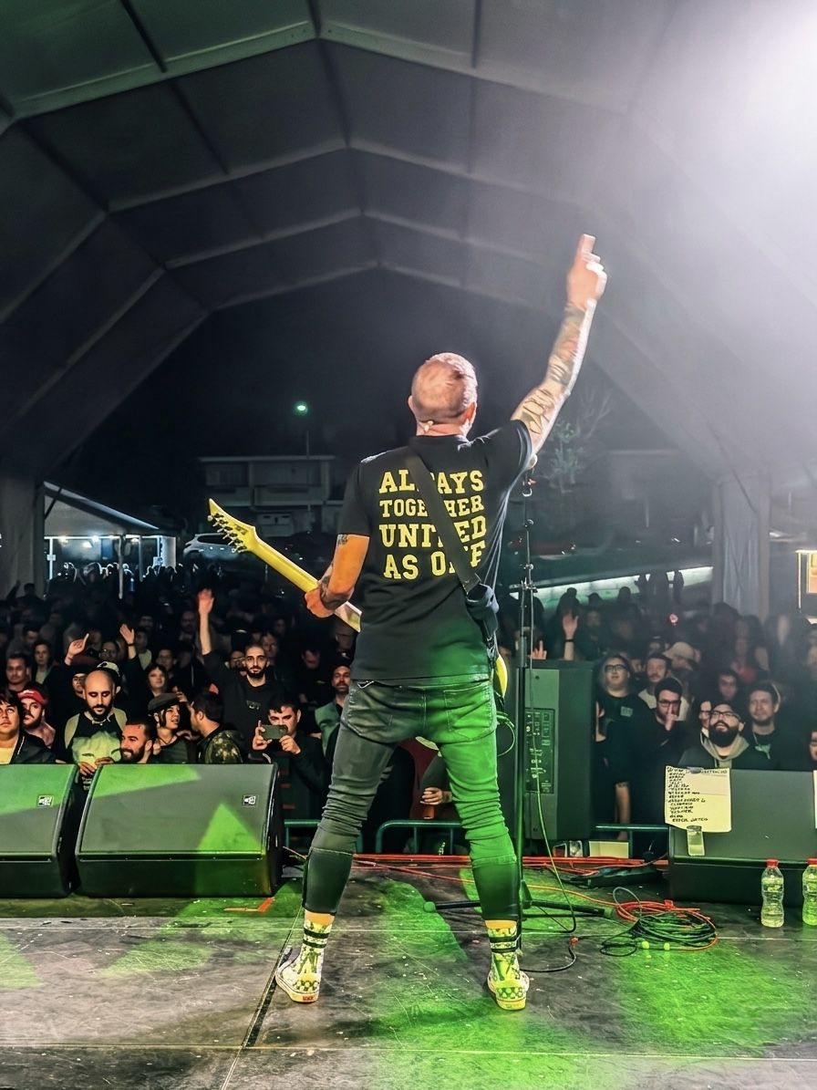 El públic va respondre amb entusiasme al directe de Misconduct a l’Altimira Fest. FOTO: Carme Monclús.