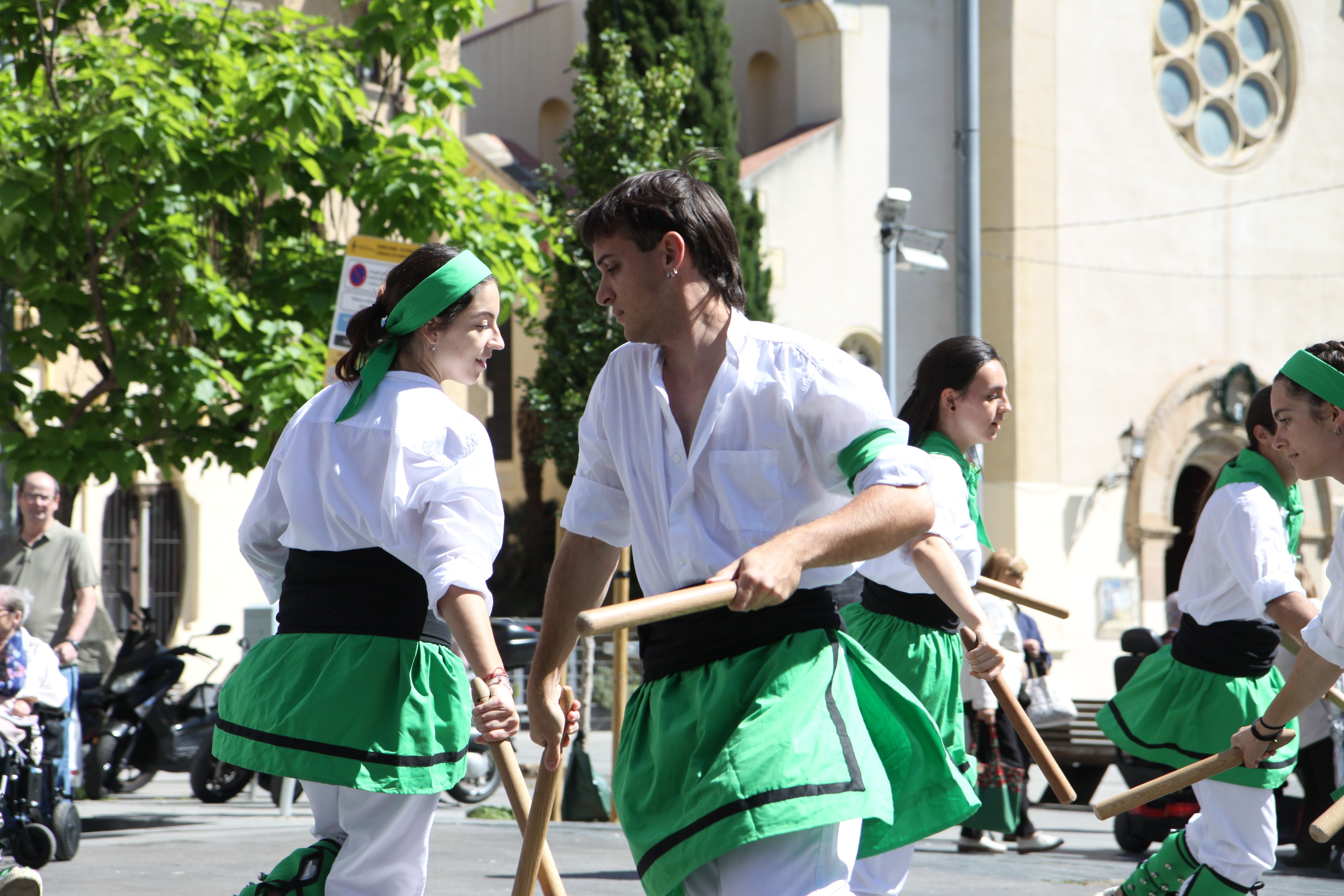 Els Escuradents de la UAB al 2n Aniversari dels Bastoners de Cerdanyola. Foto: Laia Jubany