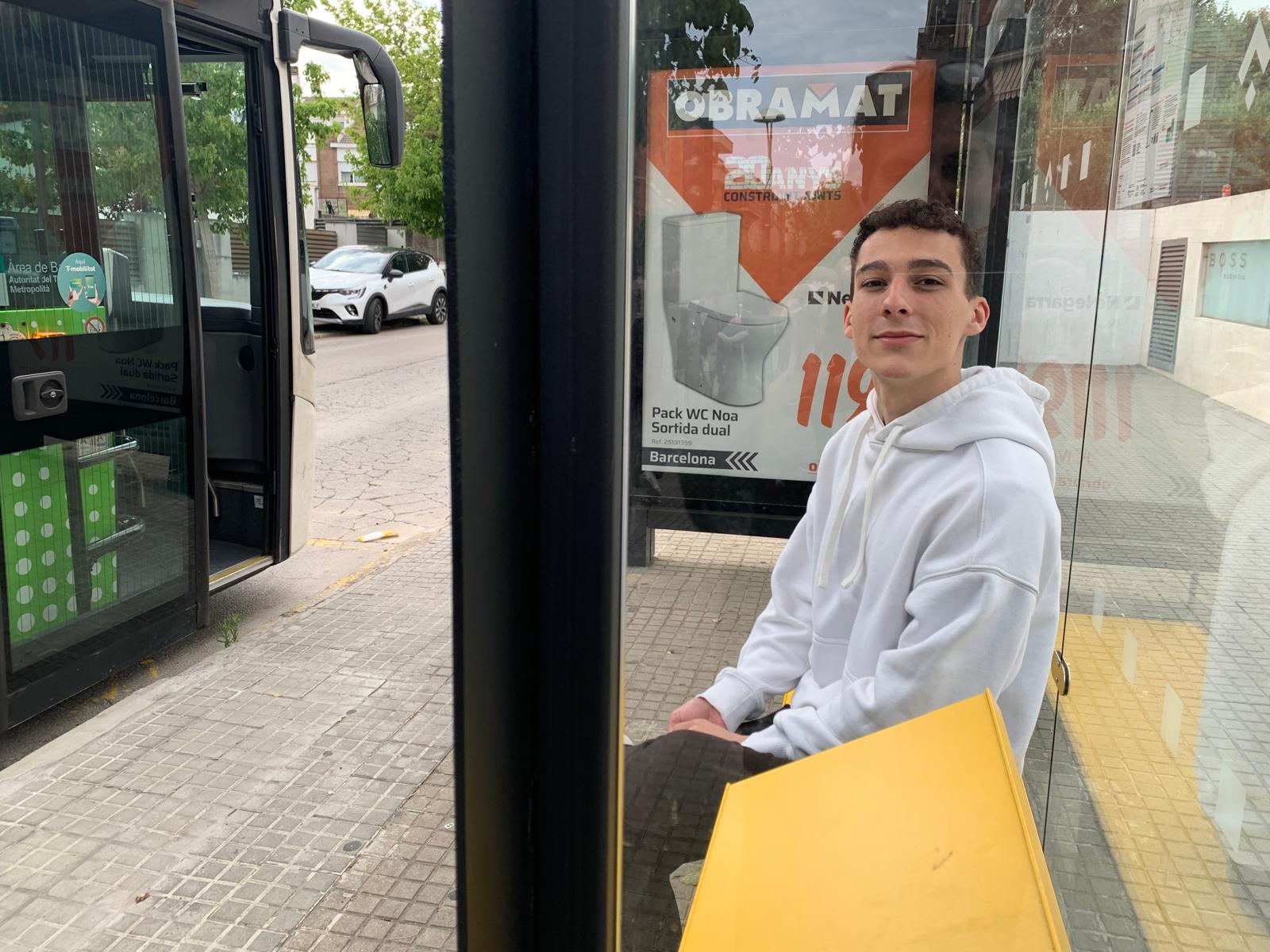L'E3 és un caos des que es va tallar el servei de l'R7 per obres, assegura. FOTO: Judit Josa