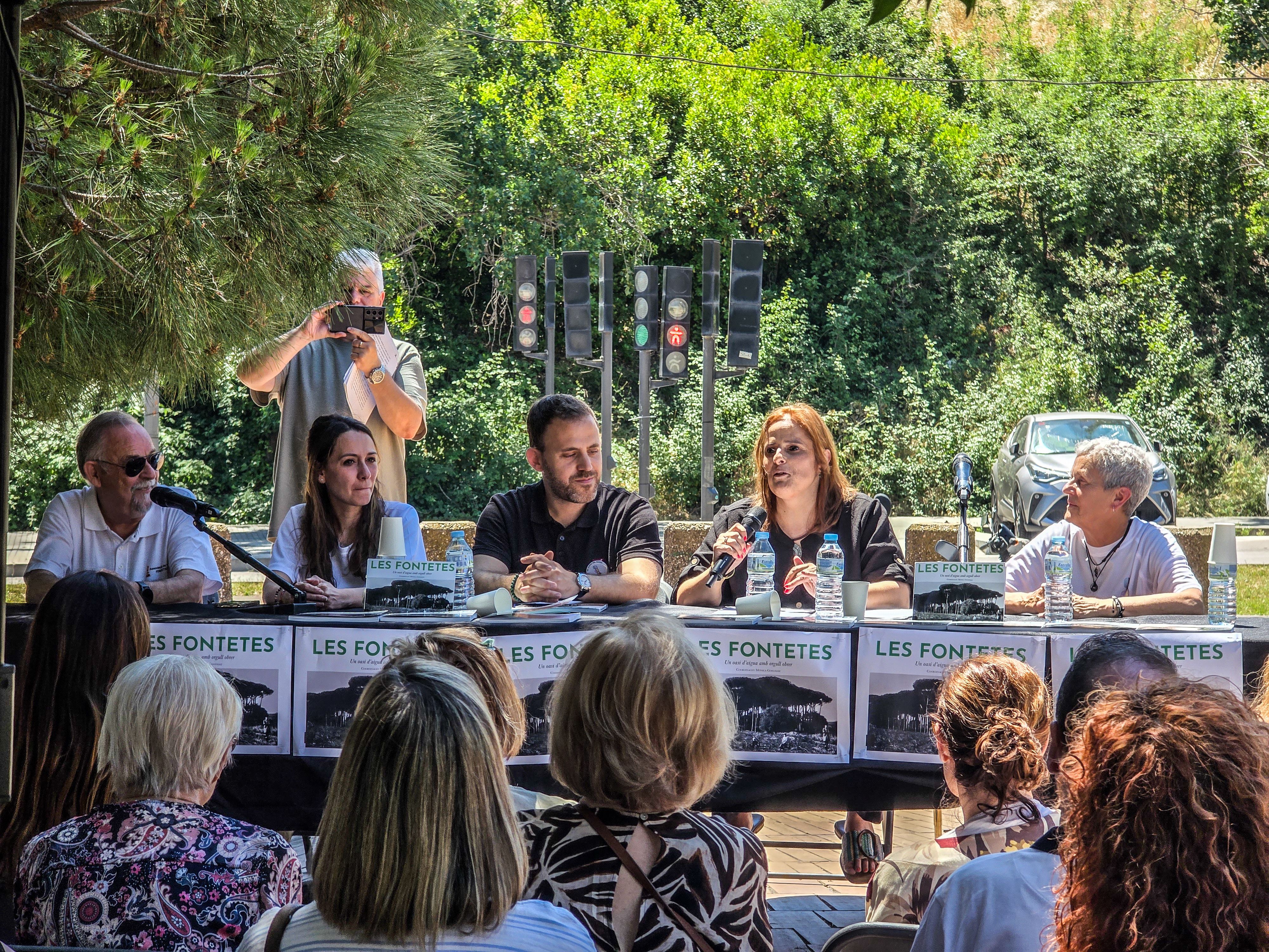 Presentació del llibre "Les Fontetes, un oasi d’aigua amb orgull obrer". FOTO: Marc Mata 