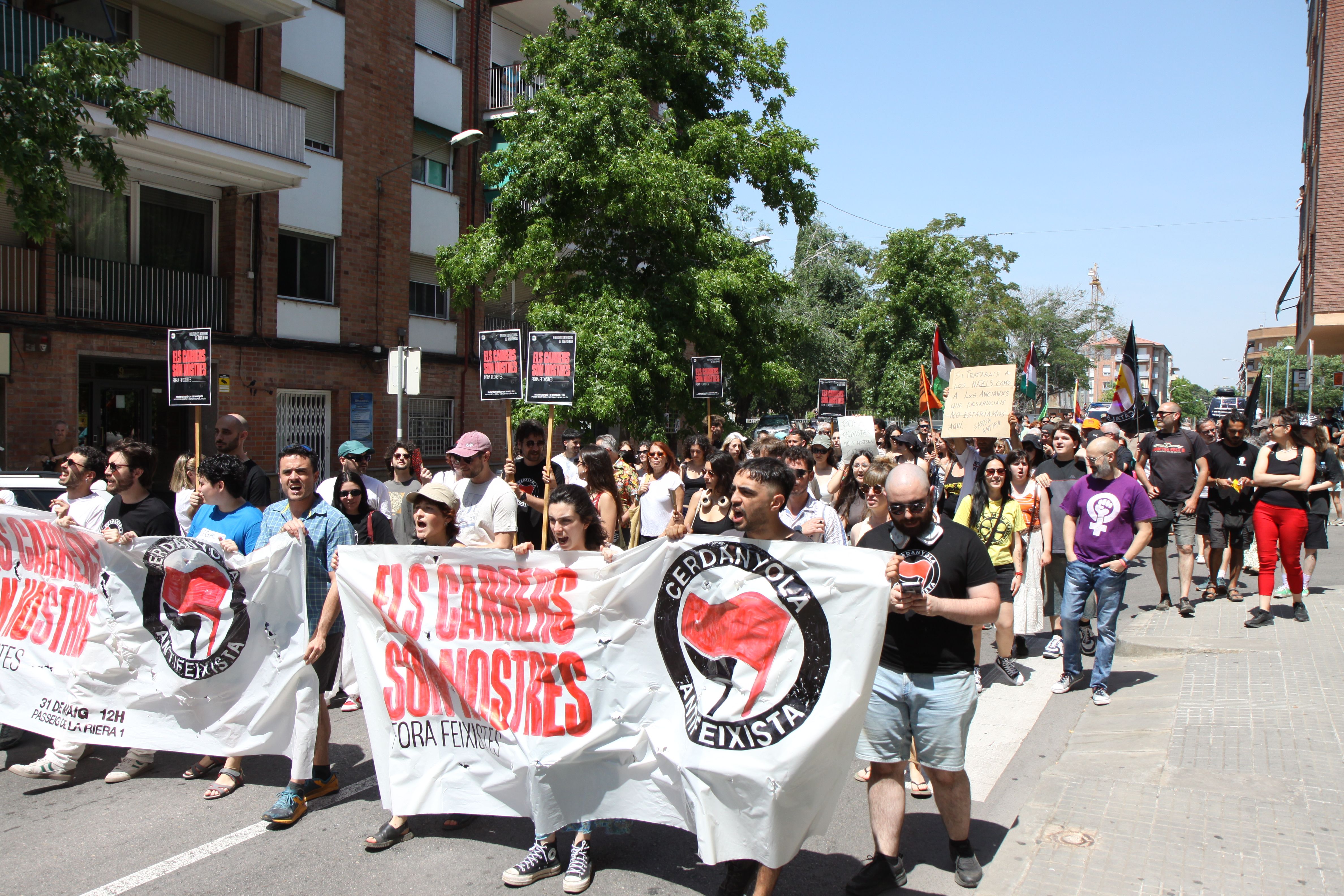 La manifestació ha arreplegat centenars de persones. Foto: Laia Jubany