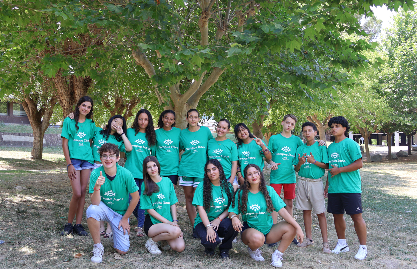 Grup d'estudiants de Cerdanyola que aquesta setmana han iniciat el Campus Ítaca 2026 a la Universitat Autònoma de Barcelona. FOTO: UAB