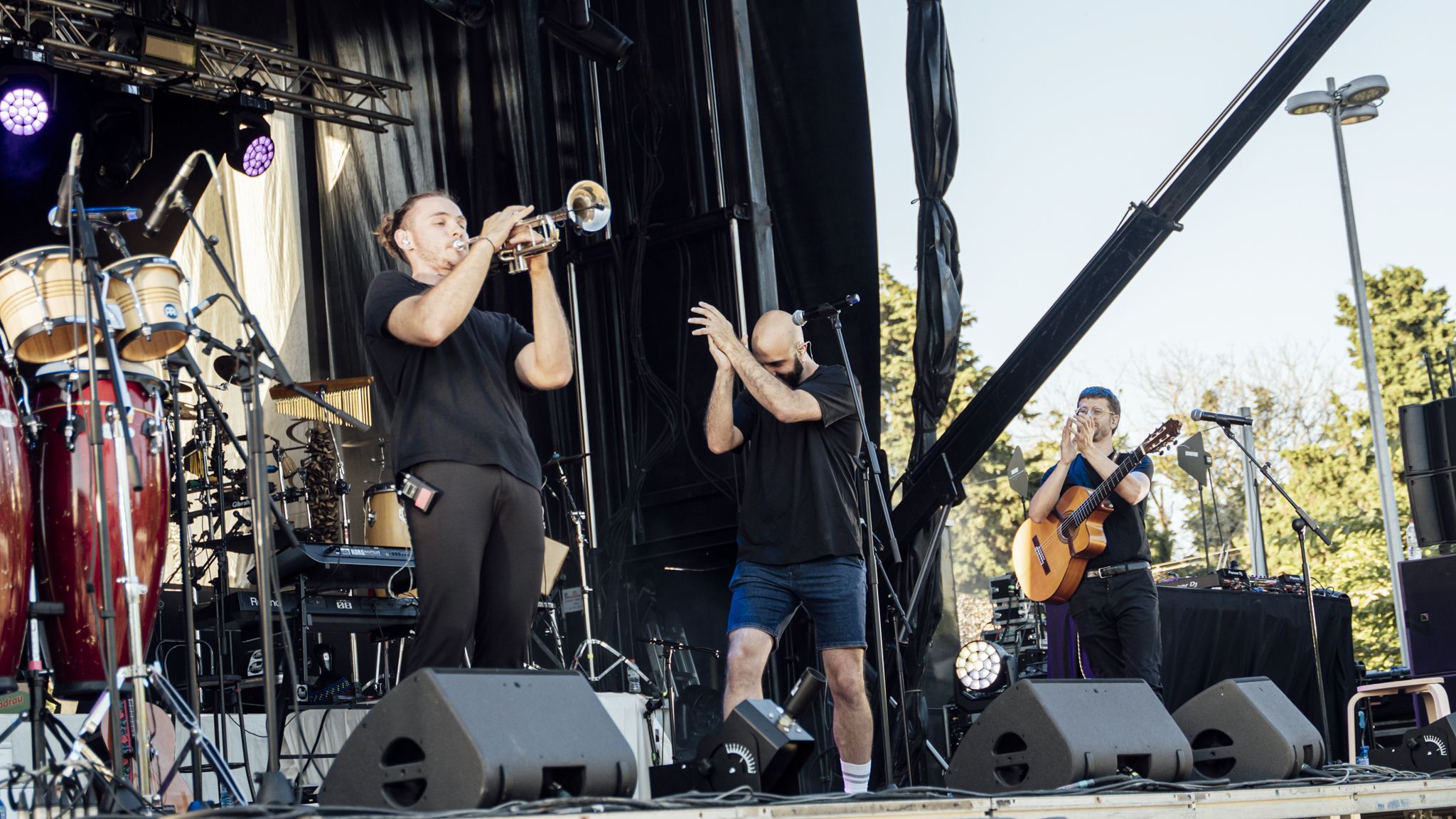 El grup va rebre l’escalf del públic durant el concert de l’Orgull a Cerdanyola. FOTO: Mauri Blázquez (@mzzz.raw)