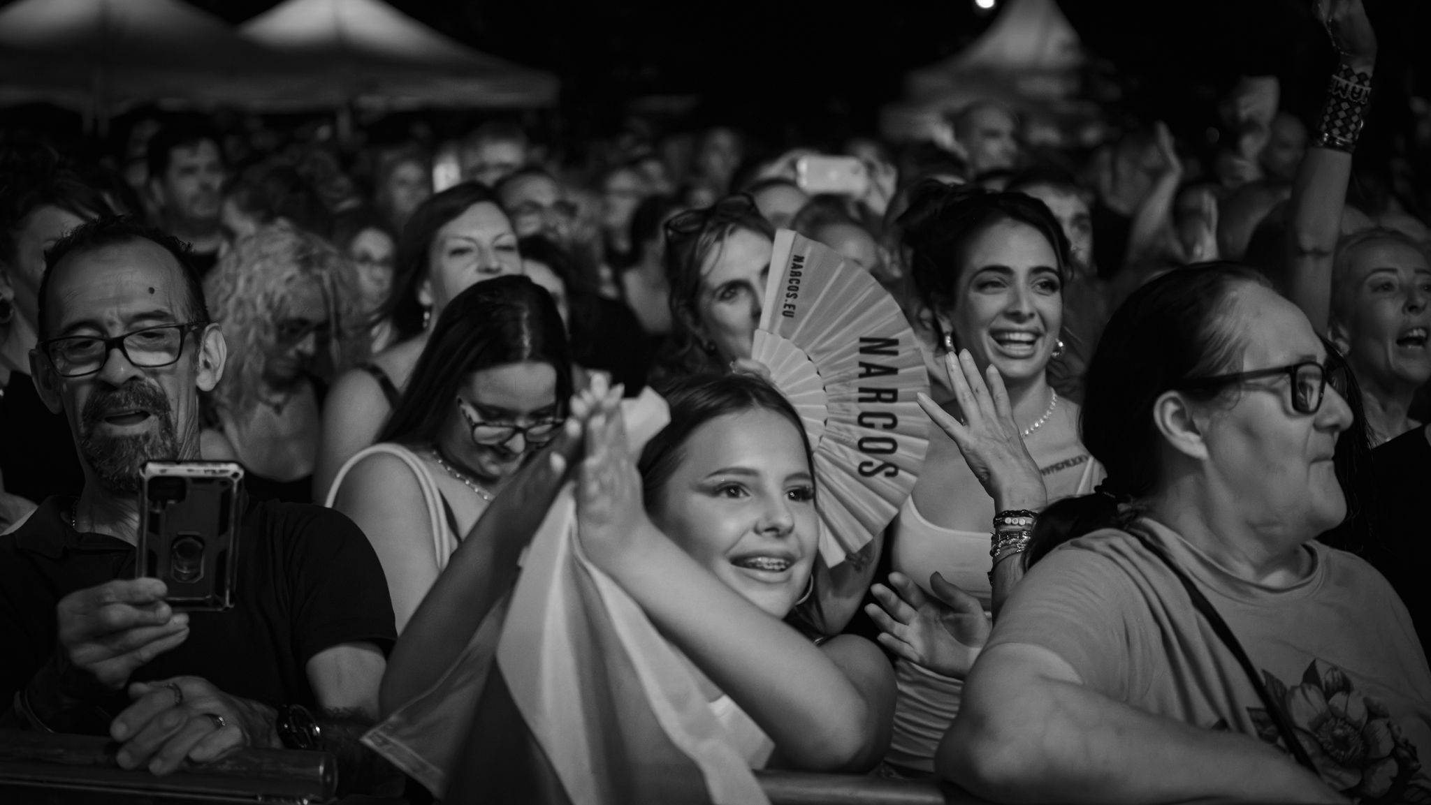 El públic va omplir el Parc Xarau i va seguir el concert de Rosario amb entusiasme. FOTO: Mauri Blázquez (@mzzz.raw)