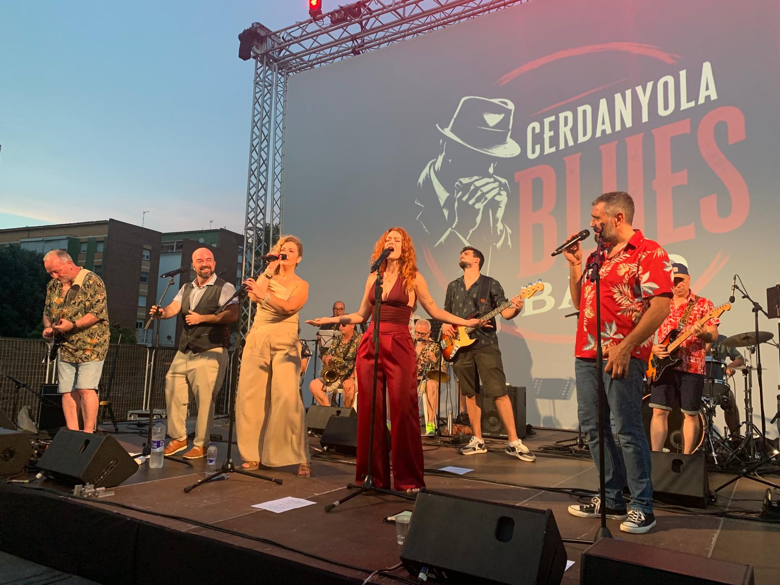 La Cerdanyola Blues Band ha obert la primera nit del Fantosfreak amb un tastet de blues local abans de les projeccions. FOTO: Judit Josa