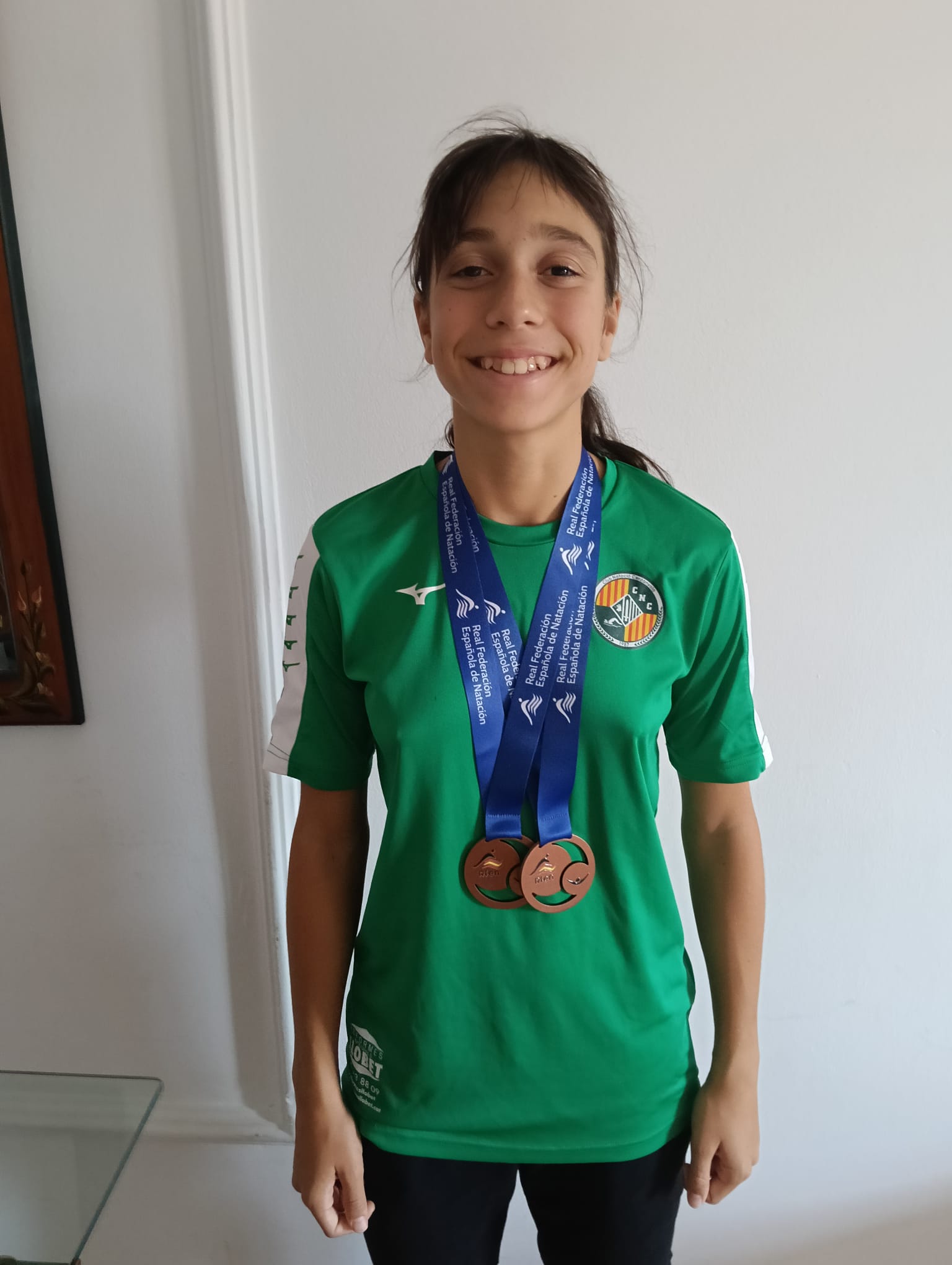 Lídia Katib va tornar de Cadis amb dues medalles de bronze en 50 i 100 papallona. FOTO: CN Cerdanyola