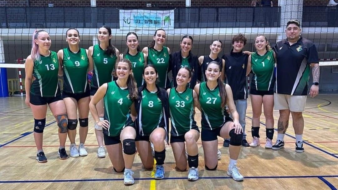 El sènior verd és el primer equip del Club de Vòlei. Foto: Cedida