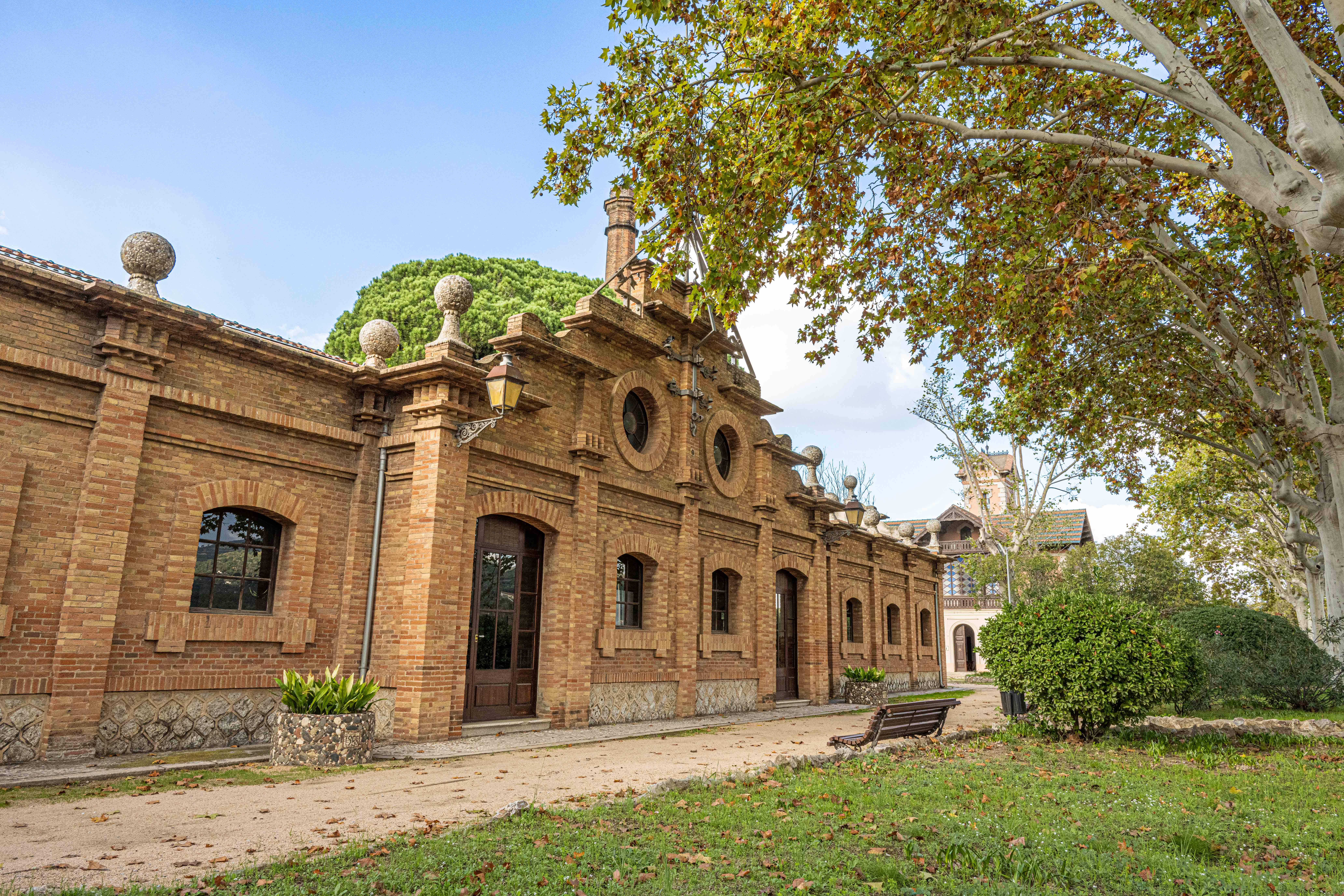 Un dels edificis de la Casa de les Aigües de Montcada, que es podrà visitar durant les jornades. FOTO: Berta Bracons