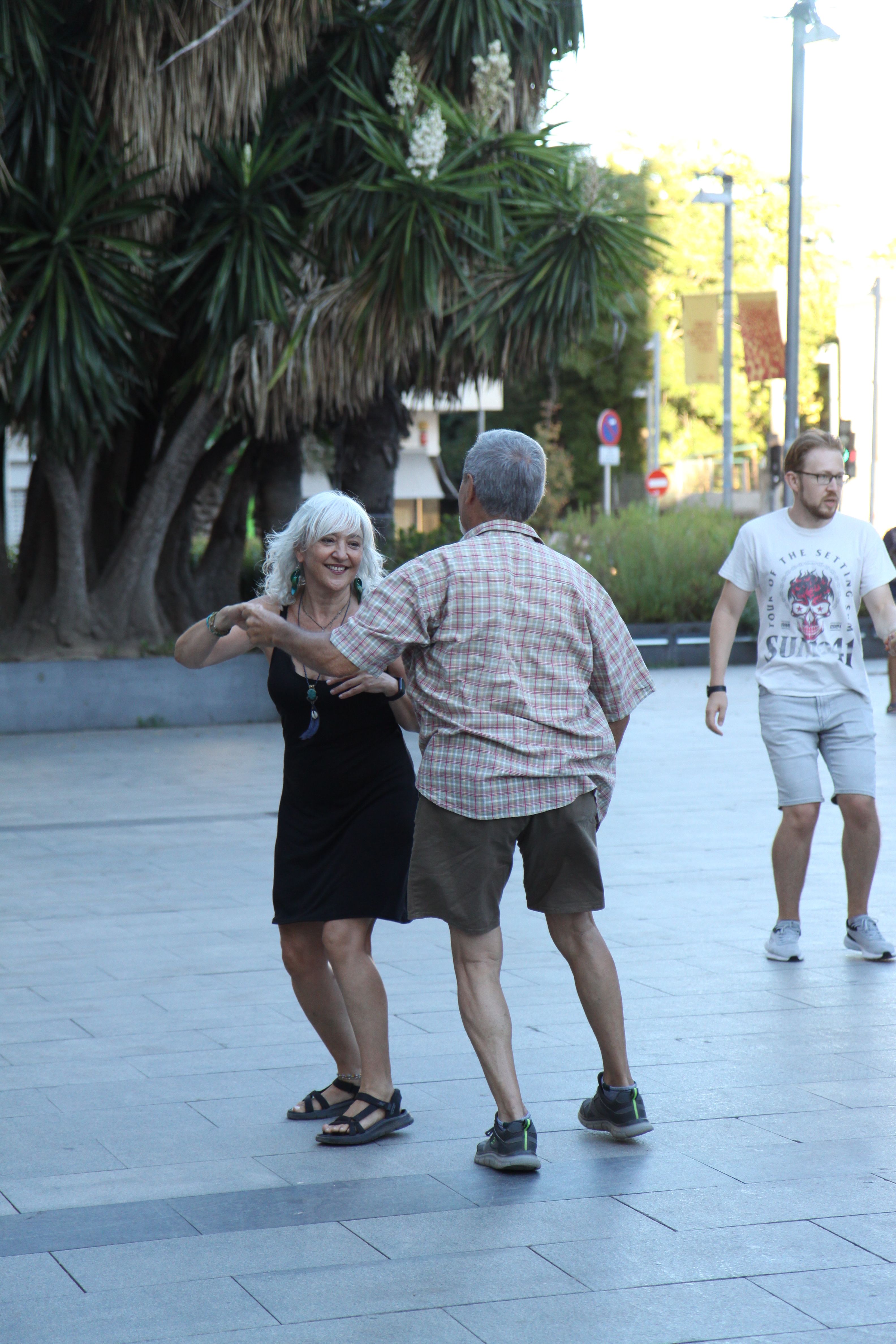 Ballarins a l'Abat Oliba. Foto: Laia Jubany