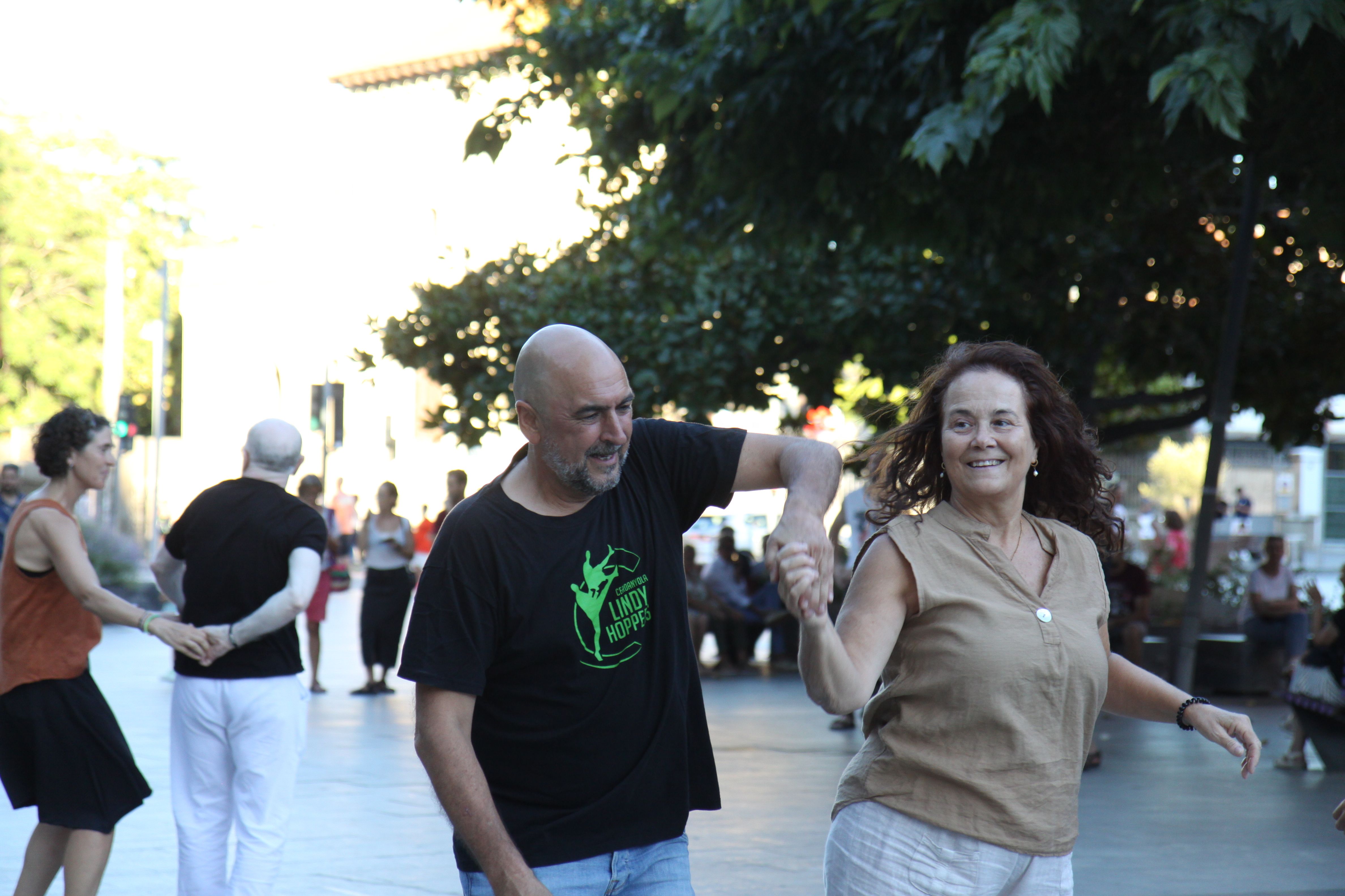 Ballarins a l'Abat Oliba. Foto: Laia Jubany