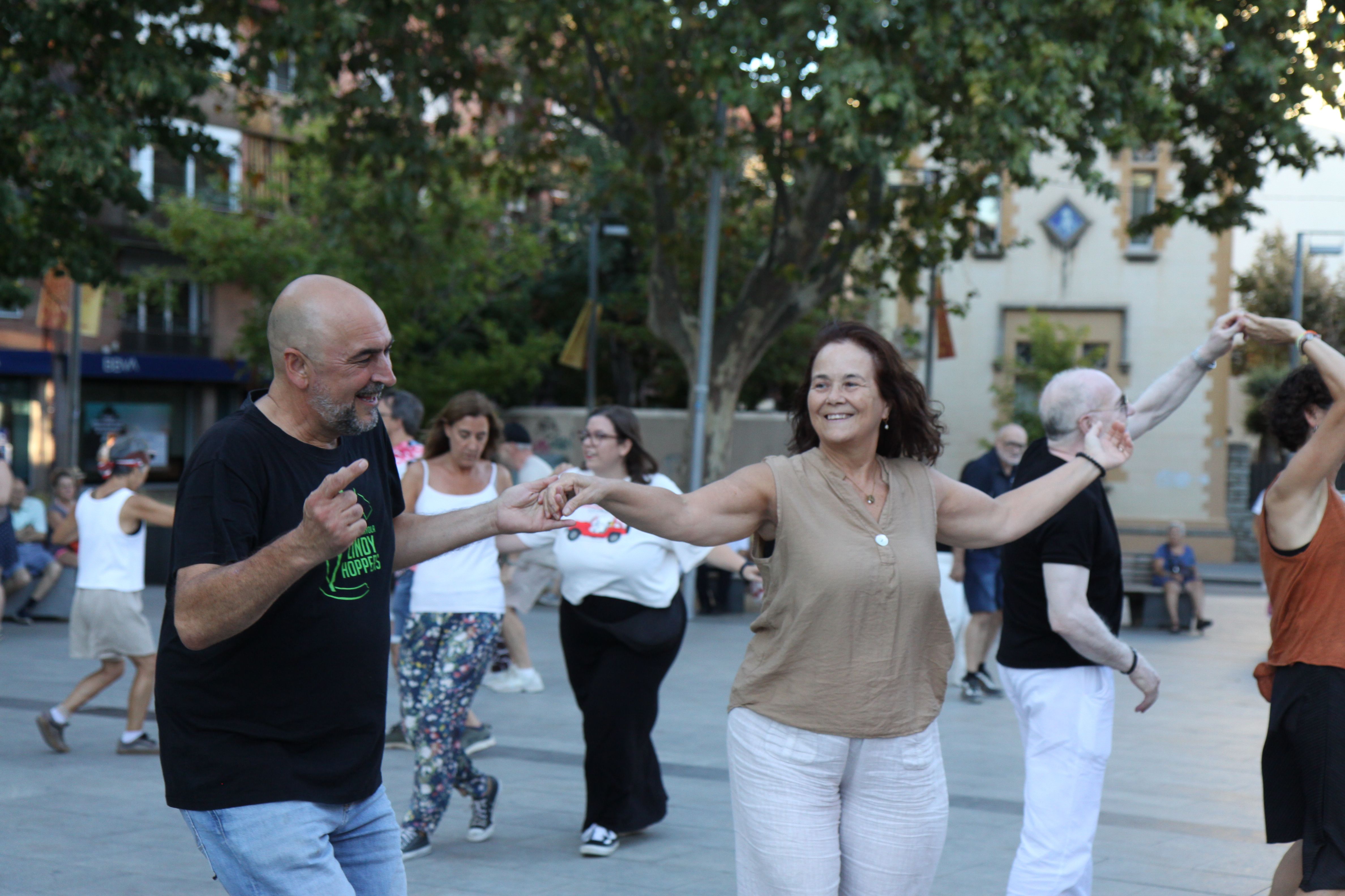 Ballarins a l'Abat Oliba. Foto: Laia Jubany