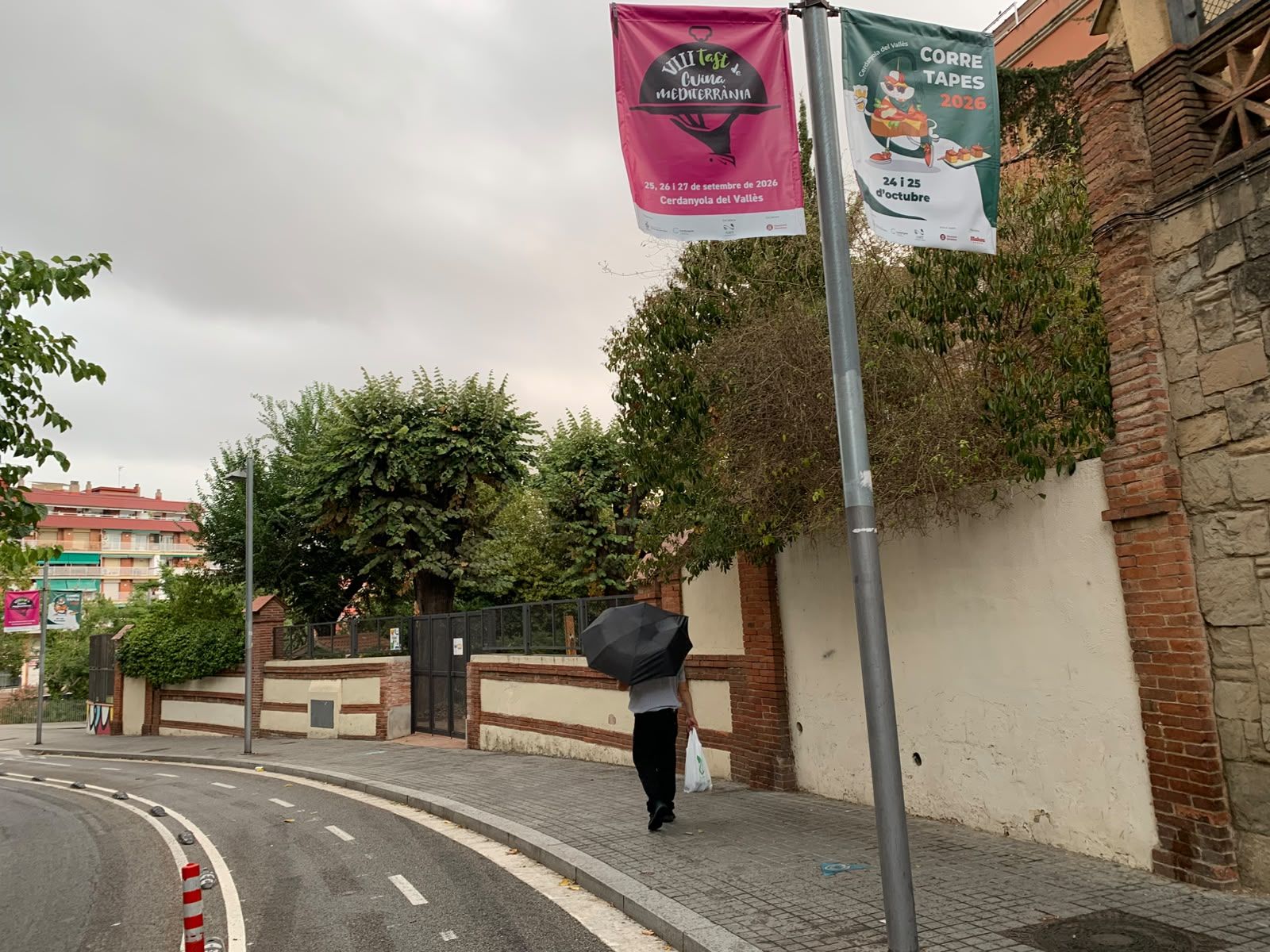 El carrer Francesc Layret a primera hora d'aquest matí. Foto: Judit Josa