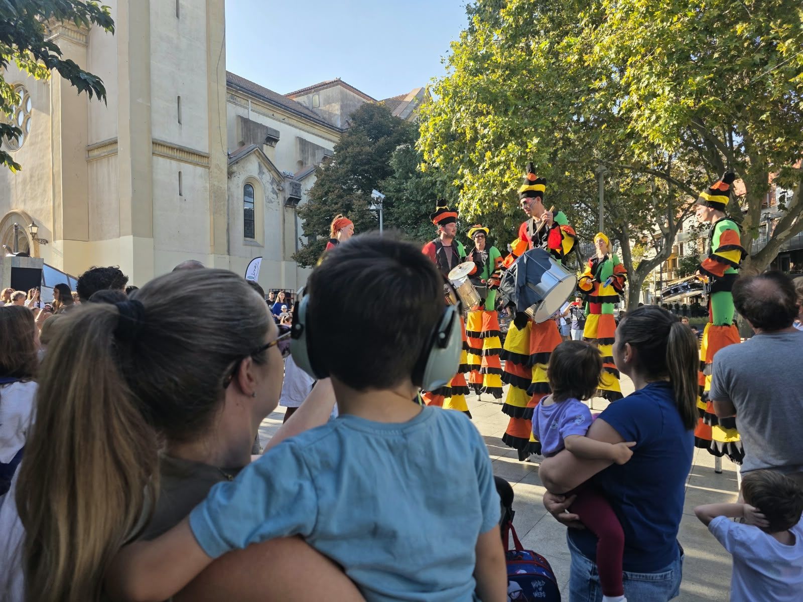 Un nen gaudint del FIT FOTO Marc Mata