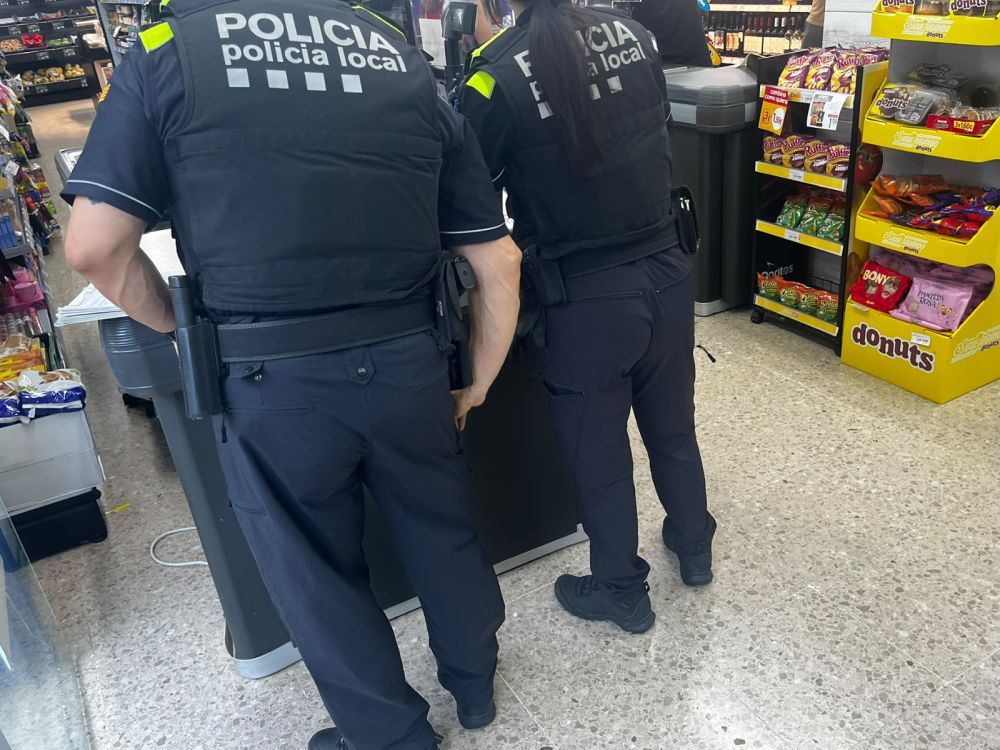 Moment de la intervencio policial d'aquest dimecres. Foto: Ajuntament de Cerdanyola