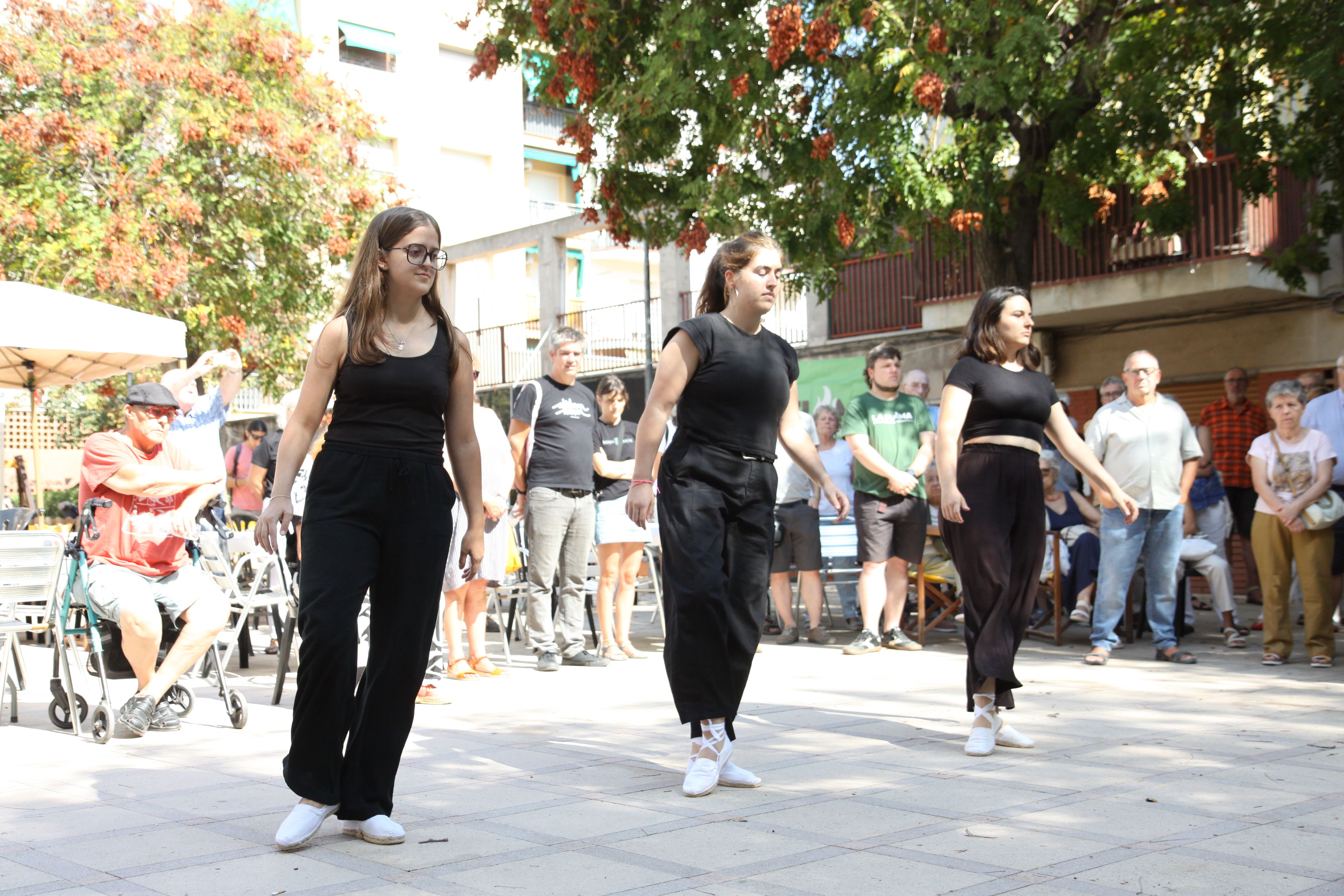 Aurresku d'honor, ball tradicional basc, durant l'homenatge al Txiki. Foto: Laia Jubany