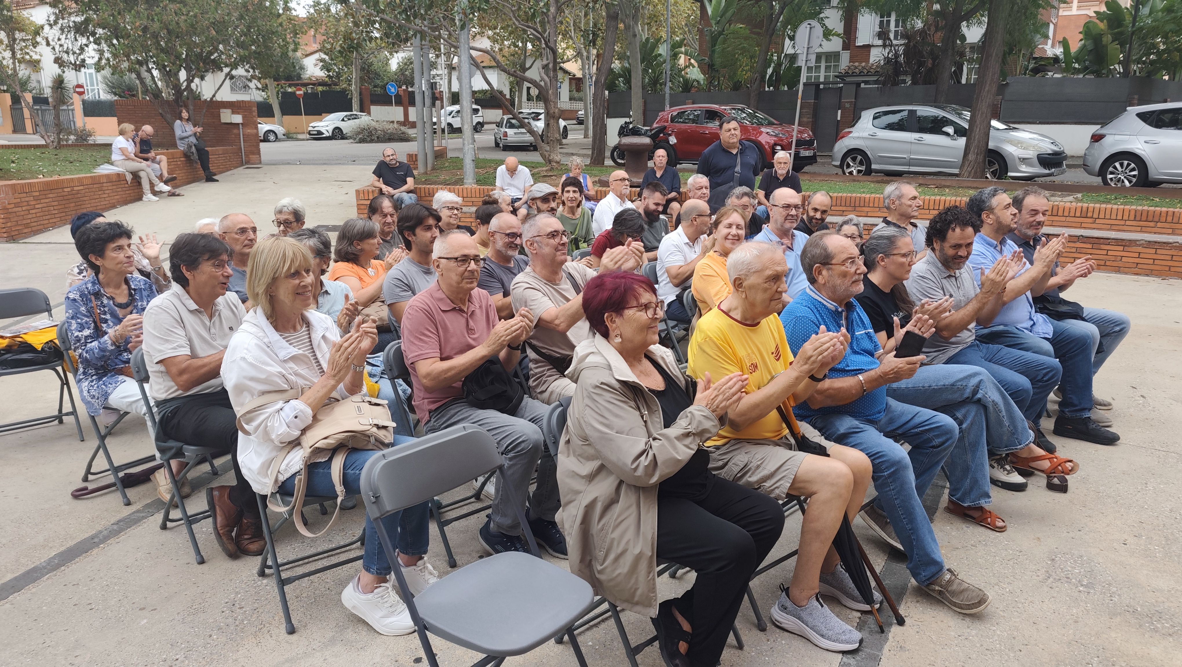Públic en la presentació del Grup impulsor 10 anys de l’1-O a l’Ateneu, el mateix dijous en què es commemoraven els 9 anys. FOTO: Enric Llaugé