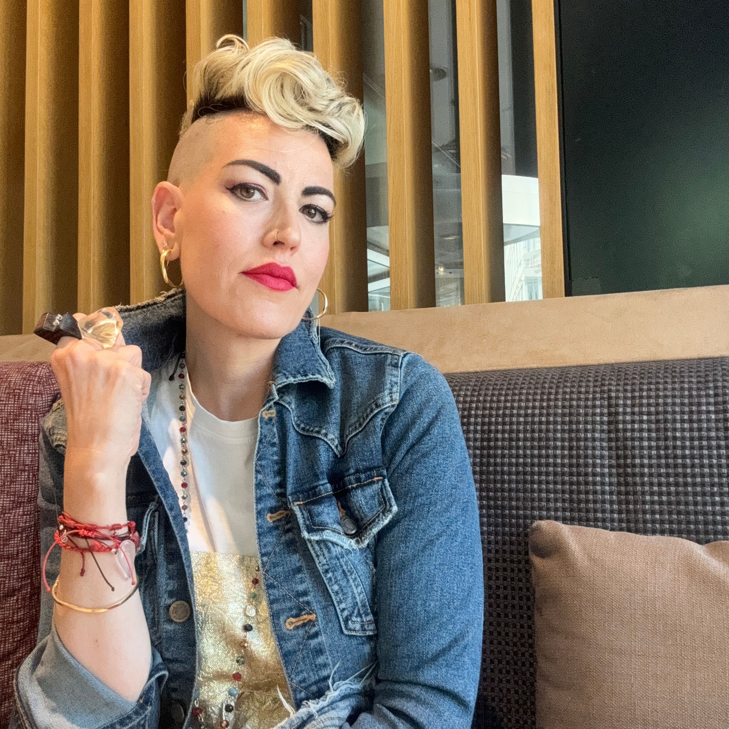 Marta Pontnou és autora de Sexe ficció, Els pecats de la xona i La Xona d’Or. FOTO: Cedida