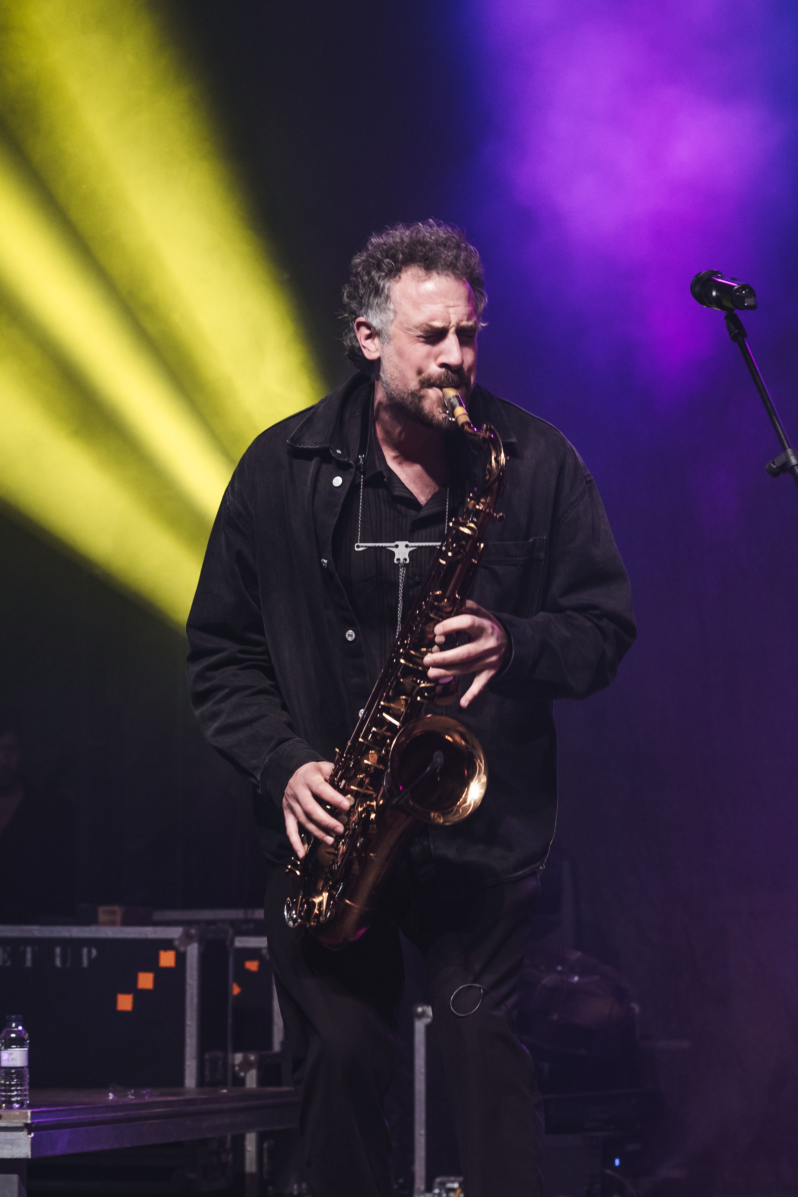 El saxofonista de la banda de D.K. Harrell, durant la seva intervenció. FOTOS: Arnau Padilla