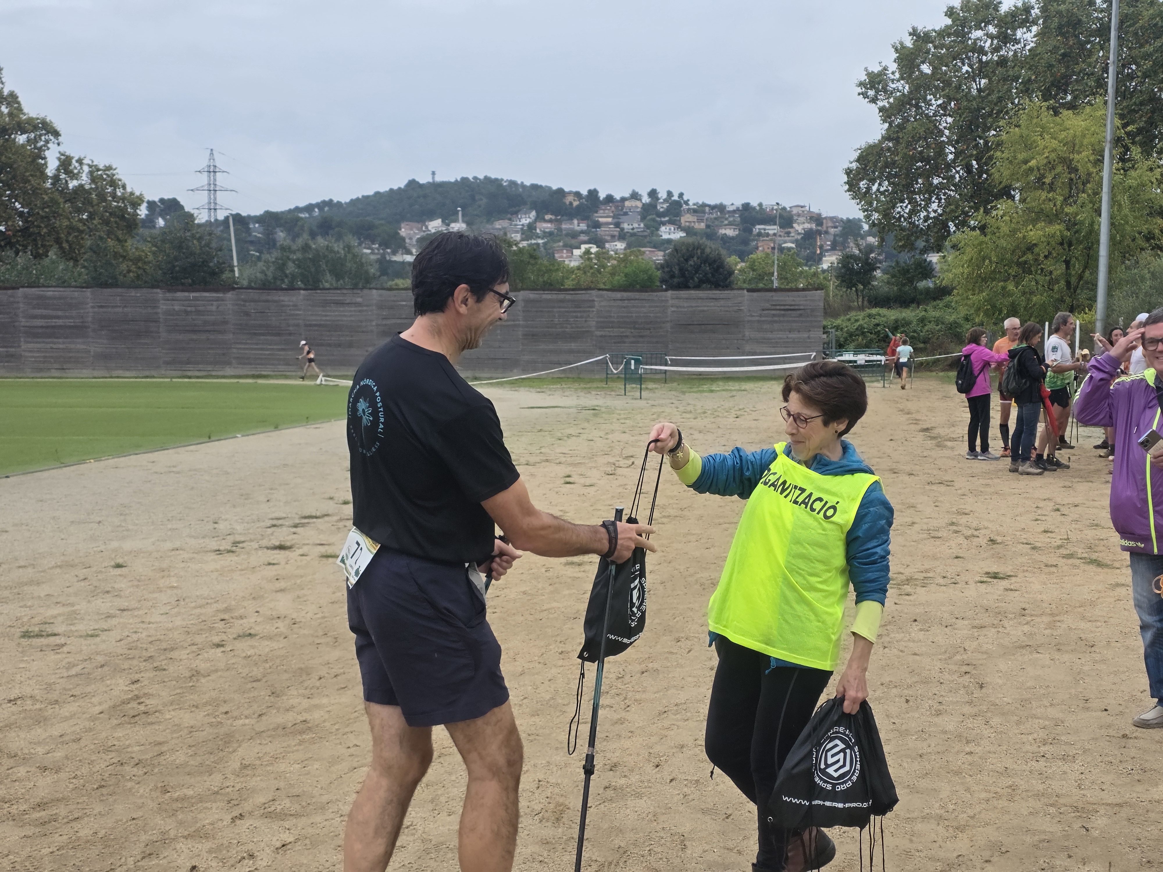 La pluja no ha aturat el Campionat de Catalunya de Marxa Nòrdica “Ciutat de Cerdanyola” . FOTO: Marc Mata
