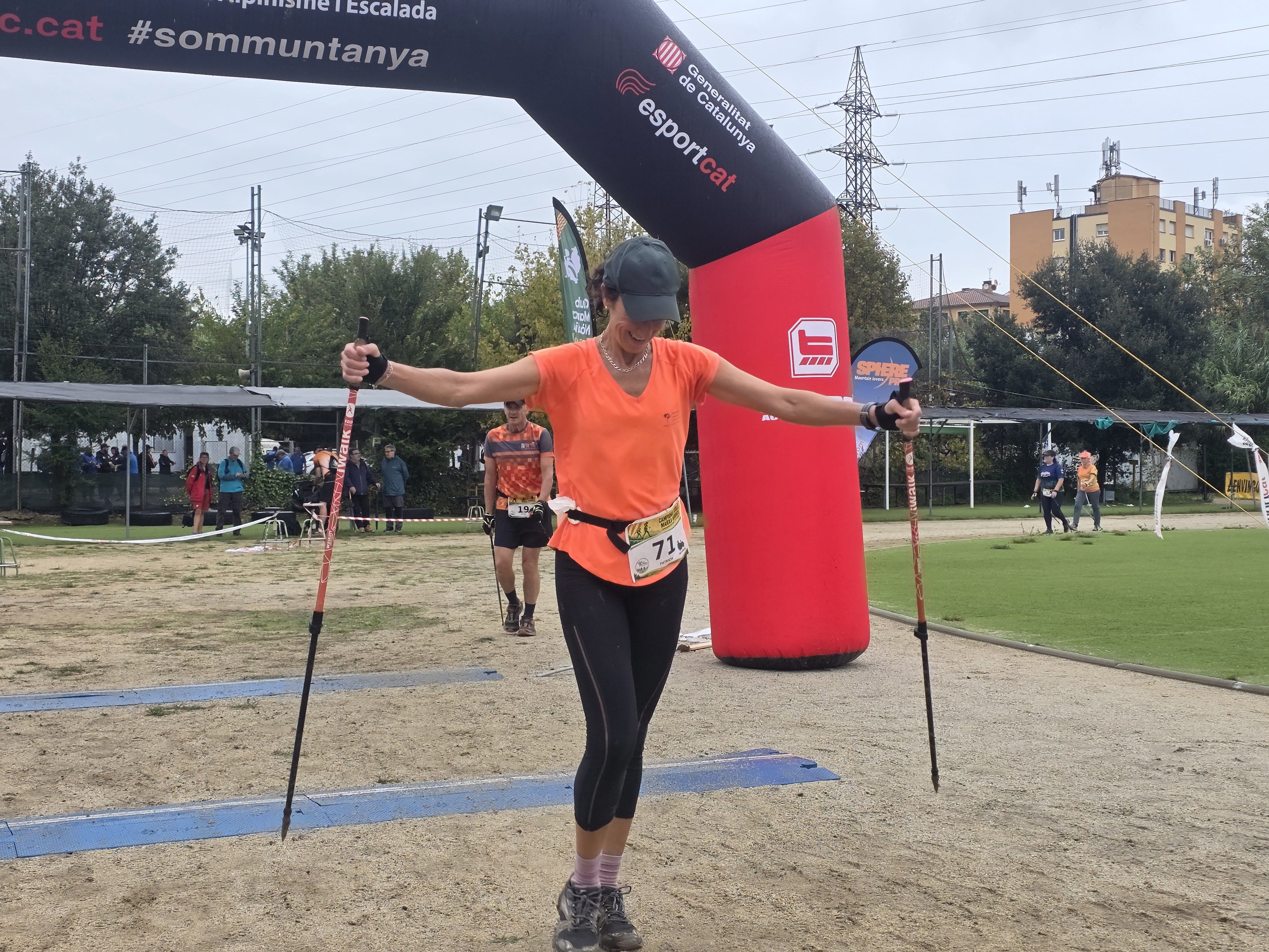 La pluja no ha aturat el Campionat de Catalunya de Marxa Nòrdica “Ciutat de Cerdanyola” . FOTO: Marc Mata