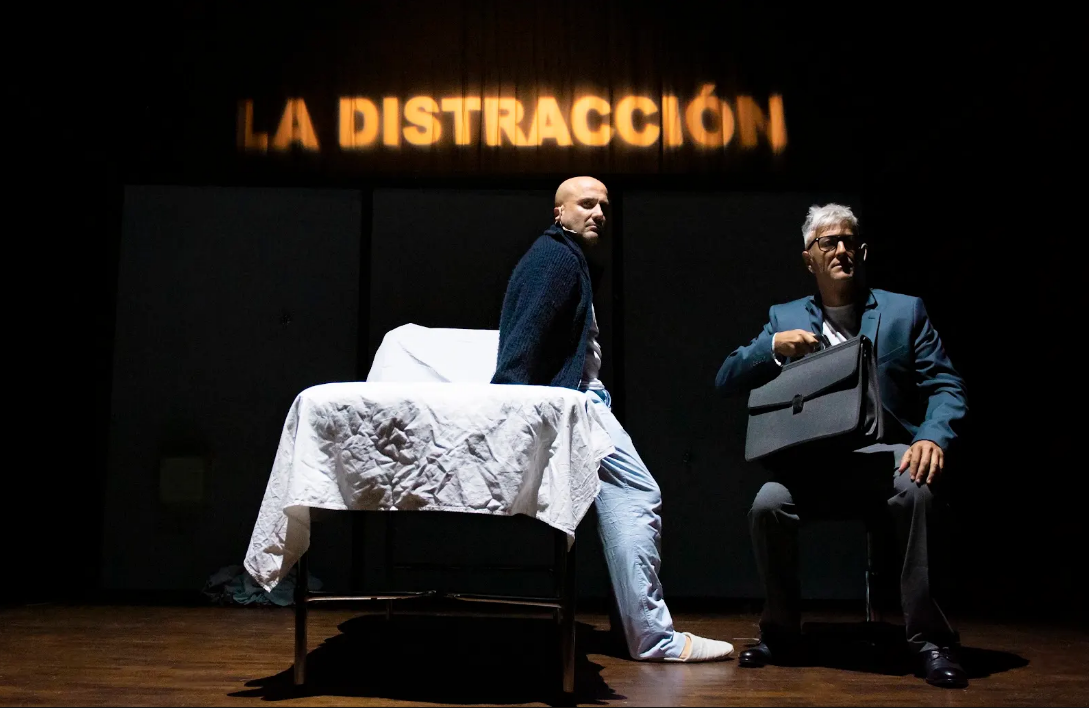 Diego Lorca i Pako Merino en una escena de Disección de la bondad en tres actos. FOTO: Titzina